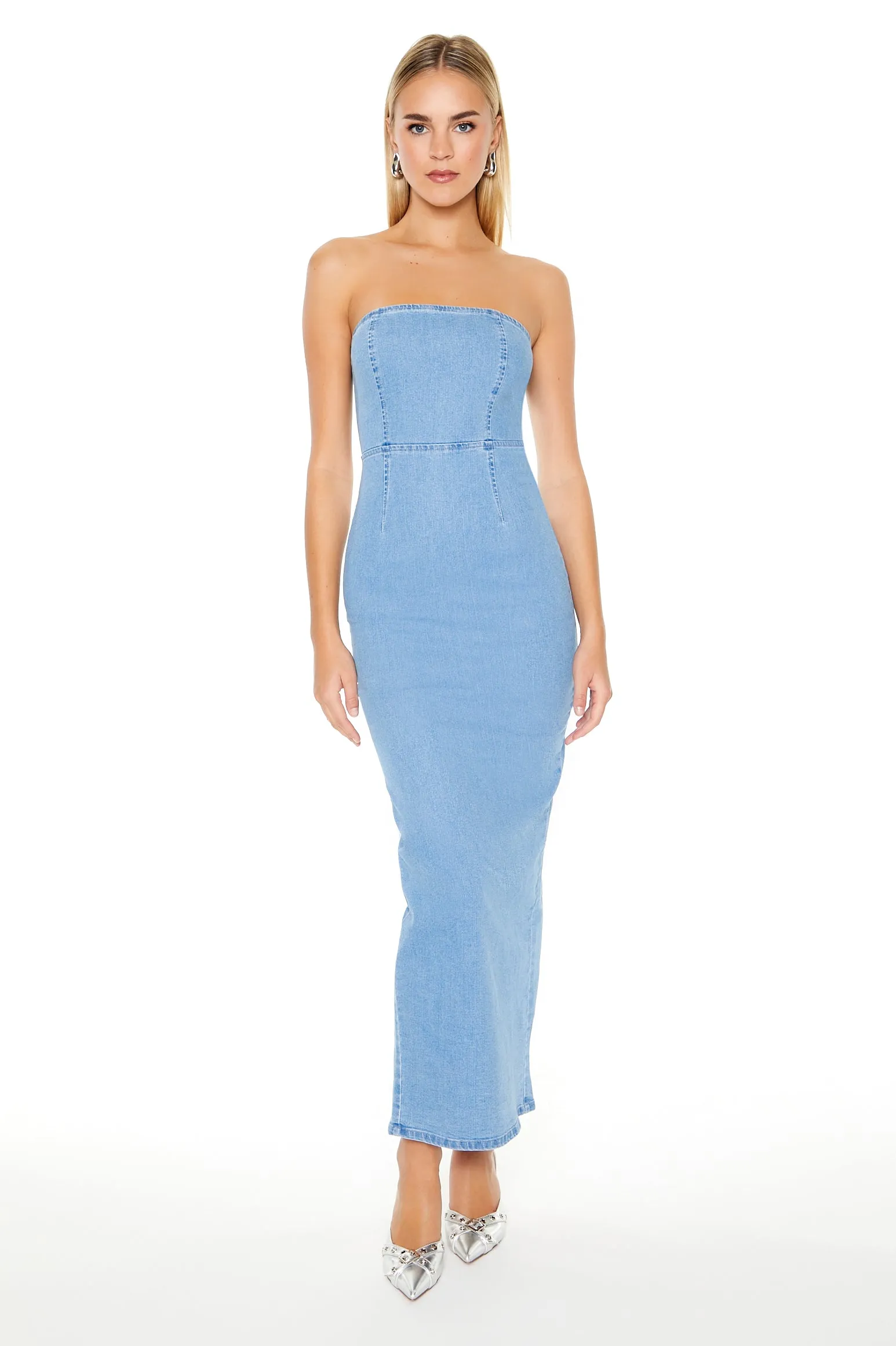 Robe maxi tubulaire en denim sold by Urban Planet