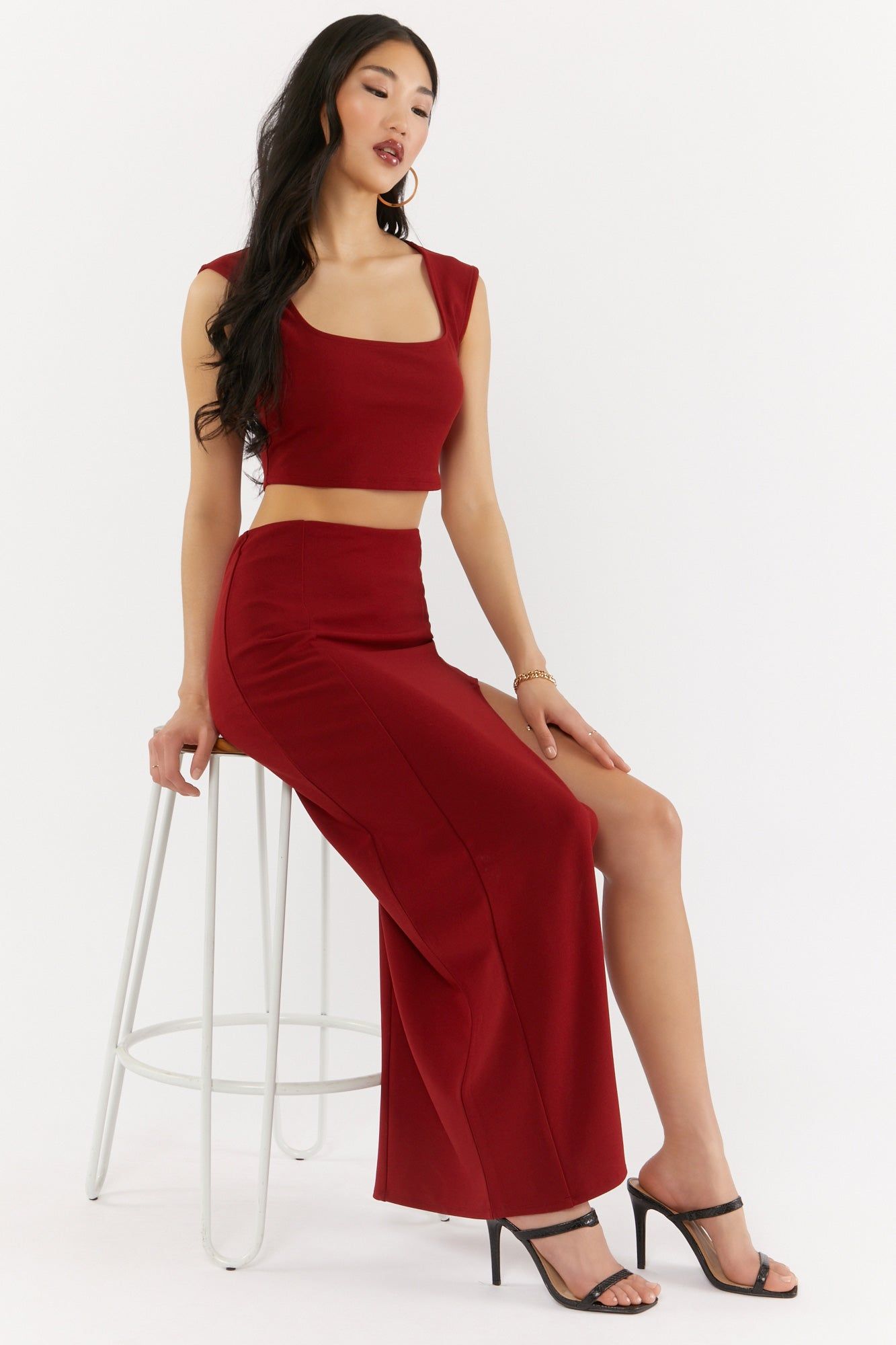 Jupe midi avec fente sold by Urban Planet