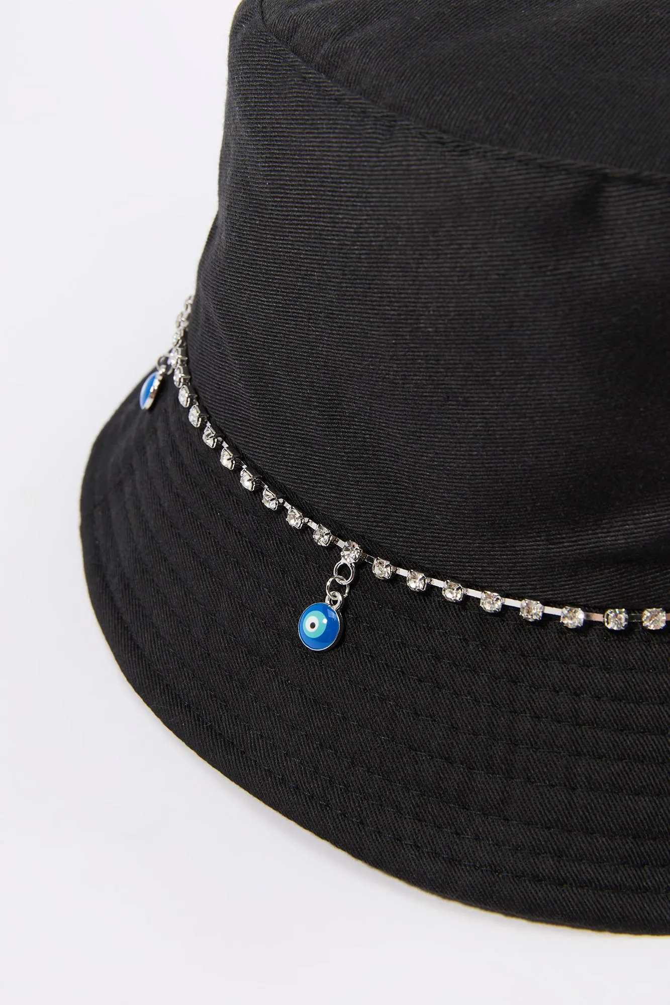 Chapeau cloche avec chaîne à breloque Mauvais oeil en pierres du Rhin sold by Urban Planet product image thumbnail 2