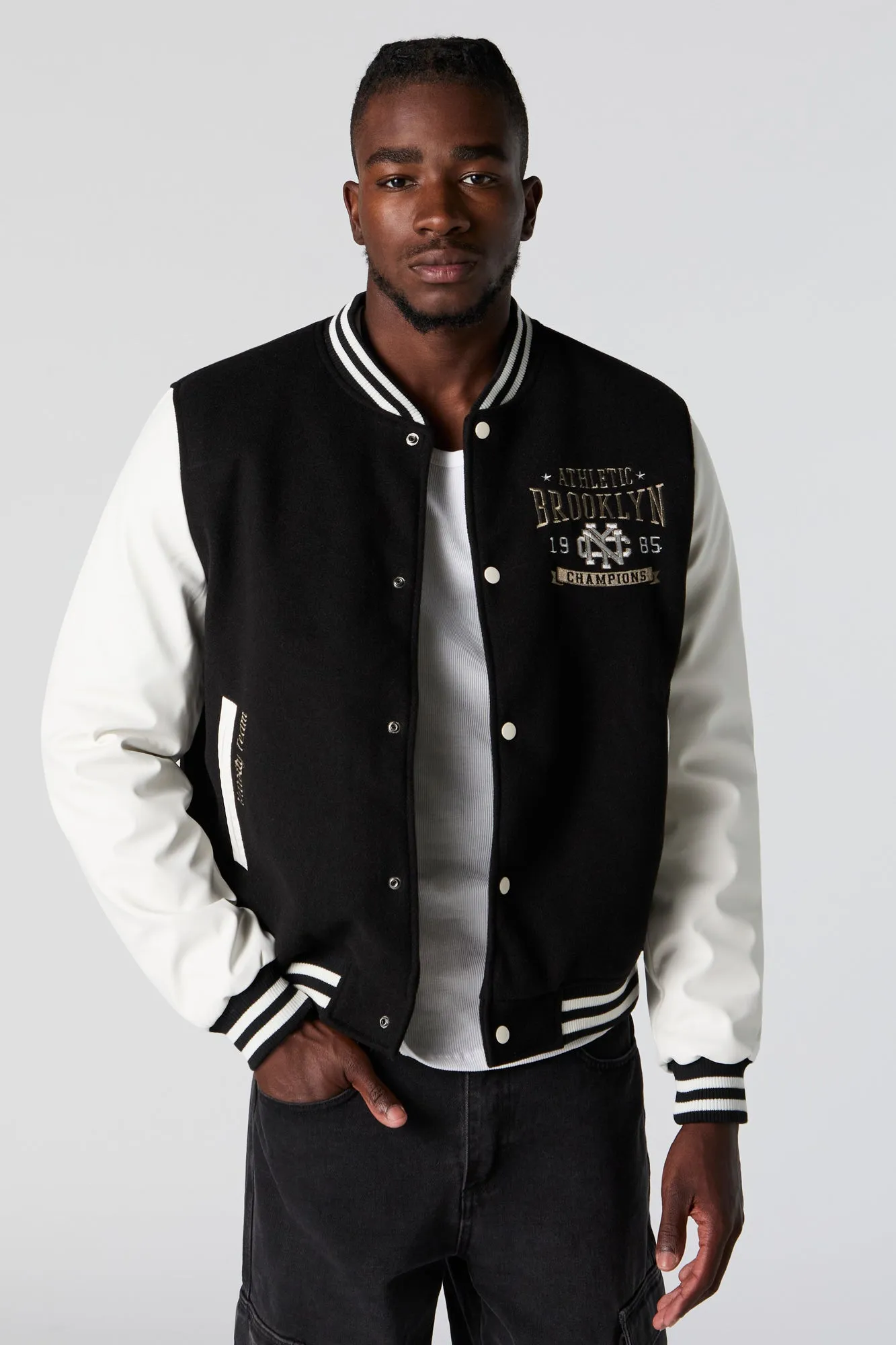 Blouson de style universitaire avec manches en similicuir et motif brodé sold by Urban Planet product image thumbnail 5