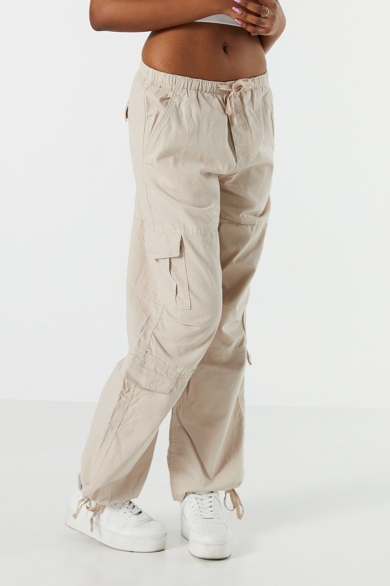 Pantalon cargo parachute en sergé avec poches multiples sold by Urban Planet product image thumbnail 17