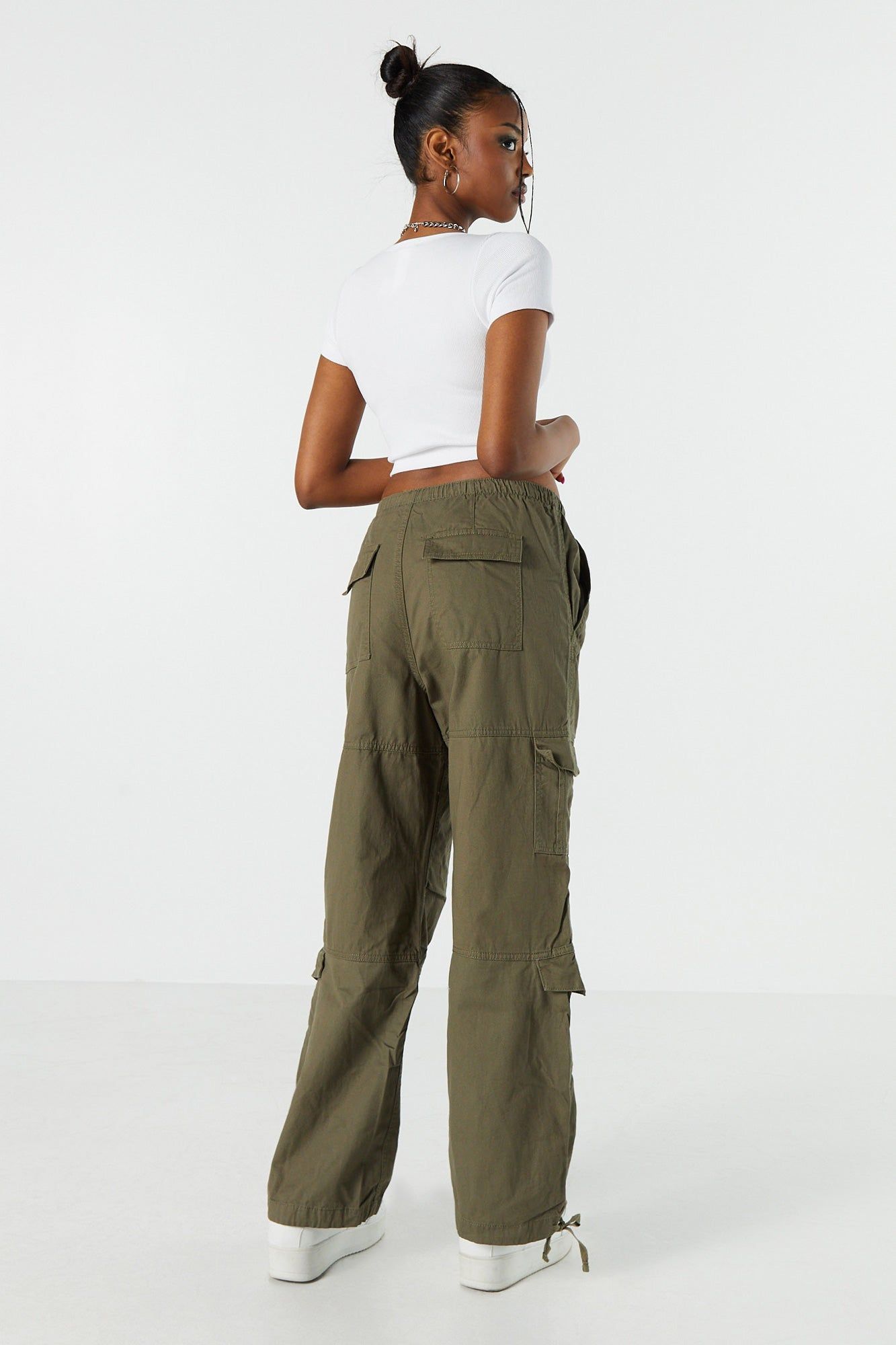 Pantalon cargo parachute en sergé avec poches multiples sold by Urban Planet product image thumbnail 15