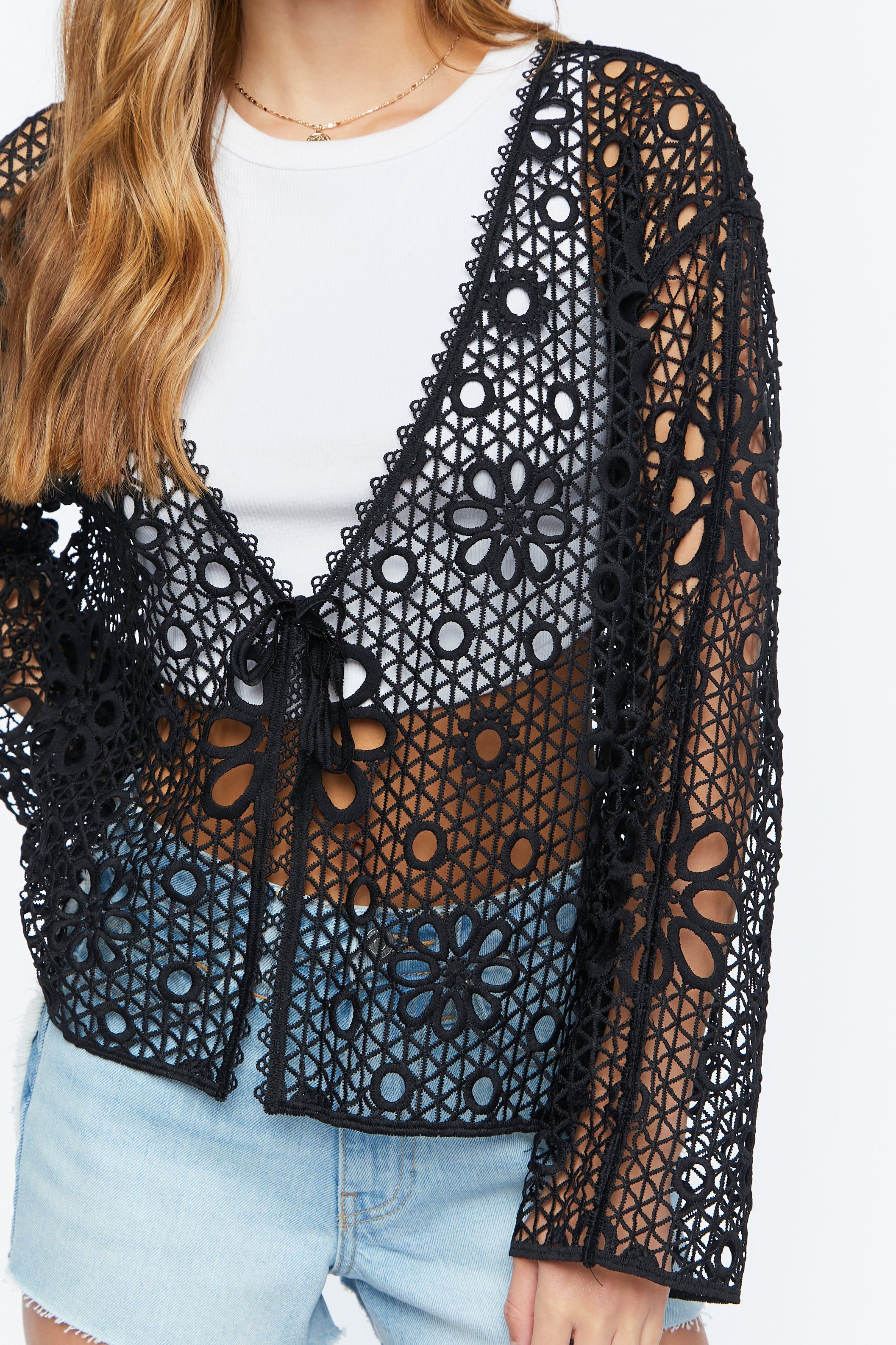 Blouson crocheté fleuri avec attache sold by Urban Planet product image thumbnail 10