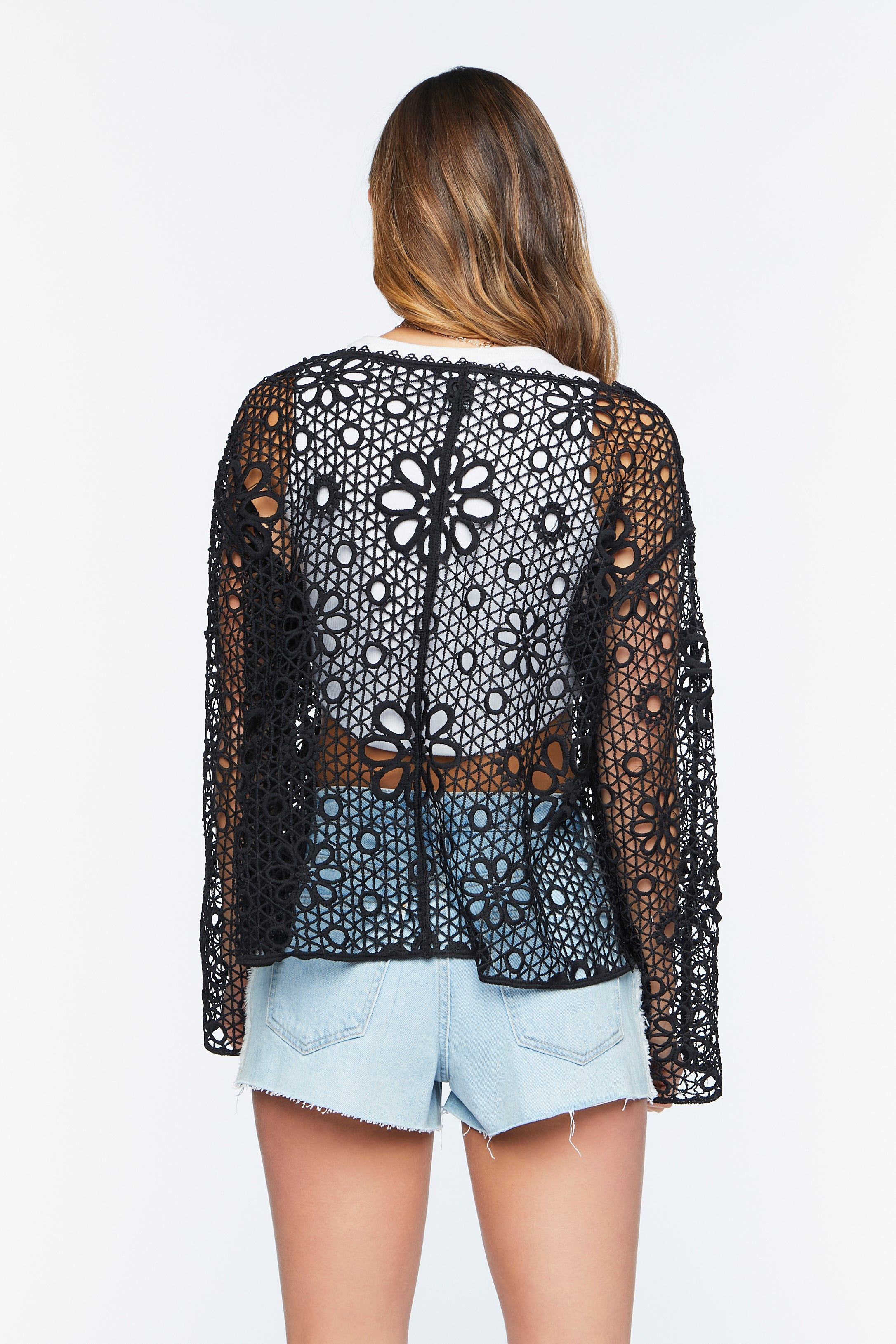 Blouson crocheté fleuri avec attache sold by Urban Planet product image thumbnail 8