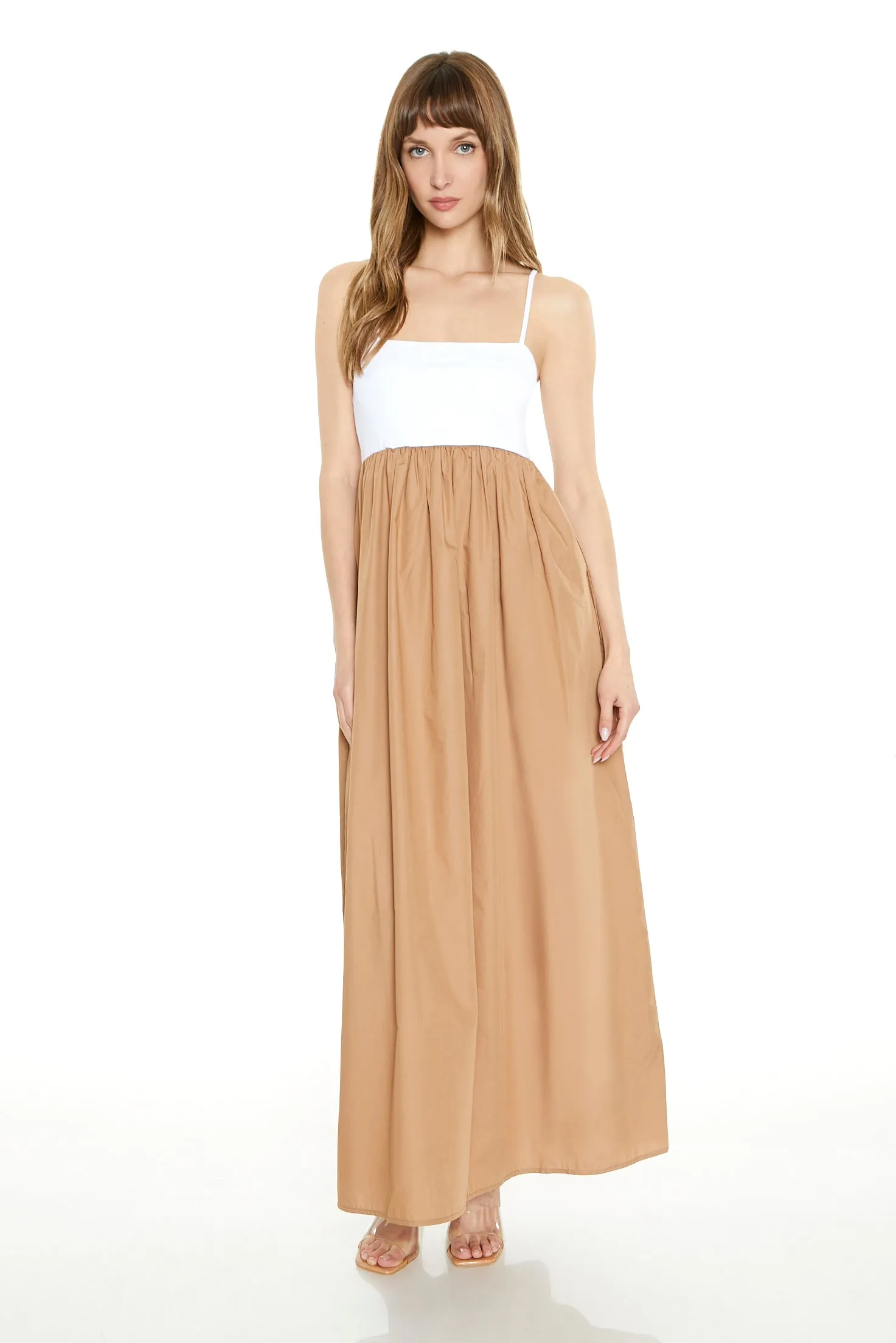 Robe-camisole maxi combo sold by Urban Planet