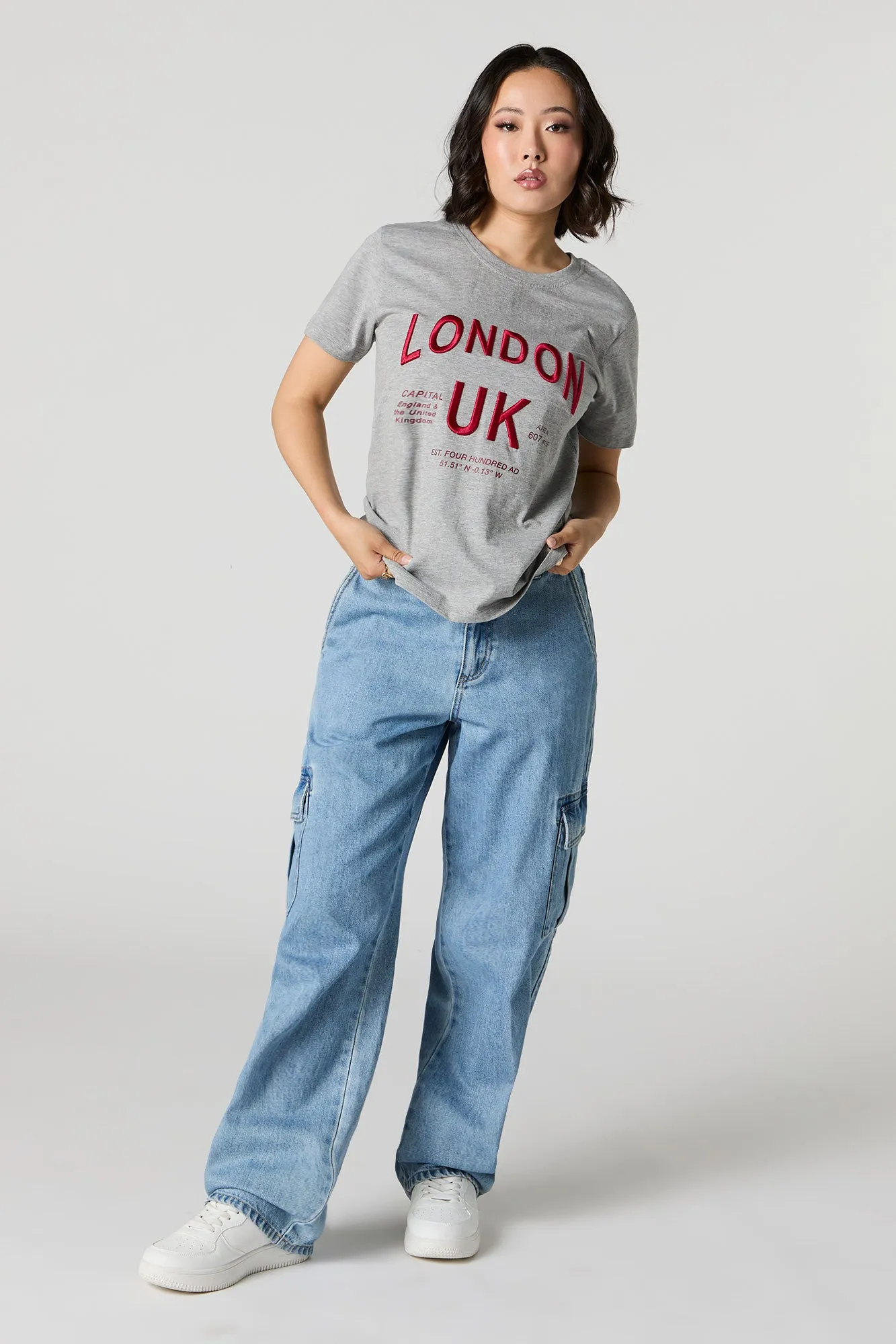 T-shirt avec motif brodé London UK sold by Urban Planet product image thumbnail 2