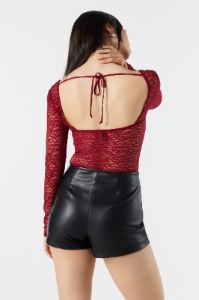 Maillot en filet avec motif guépard et décolleté en coeur sold by Urban Planet