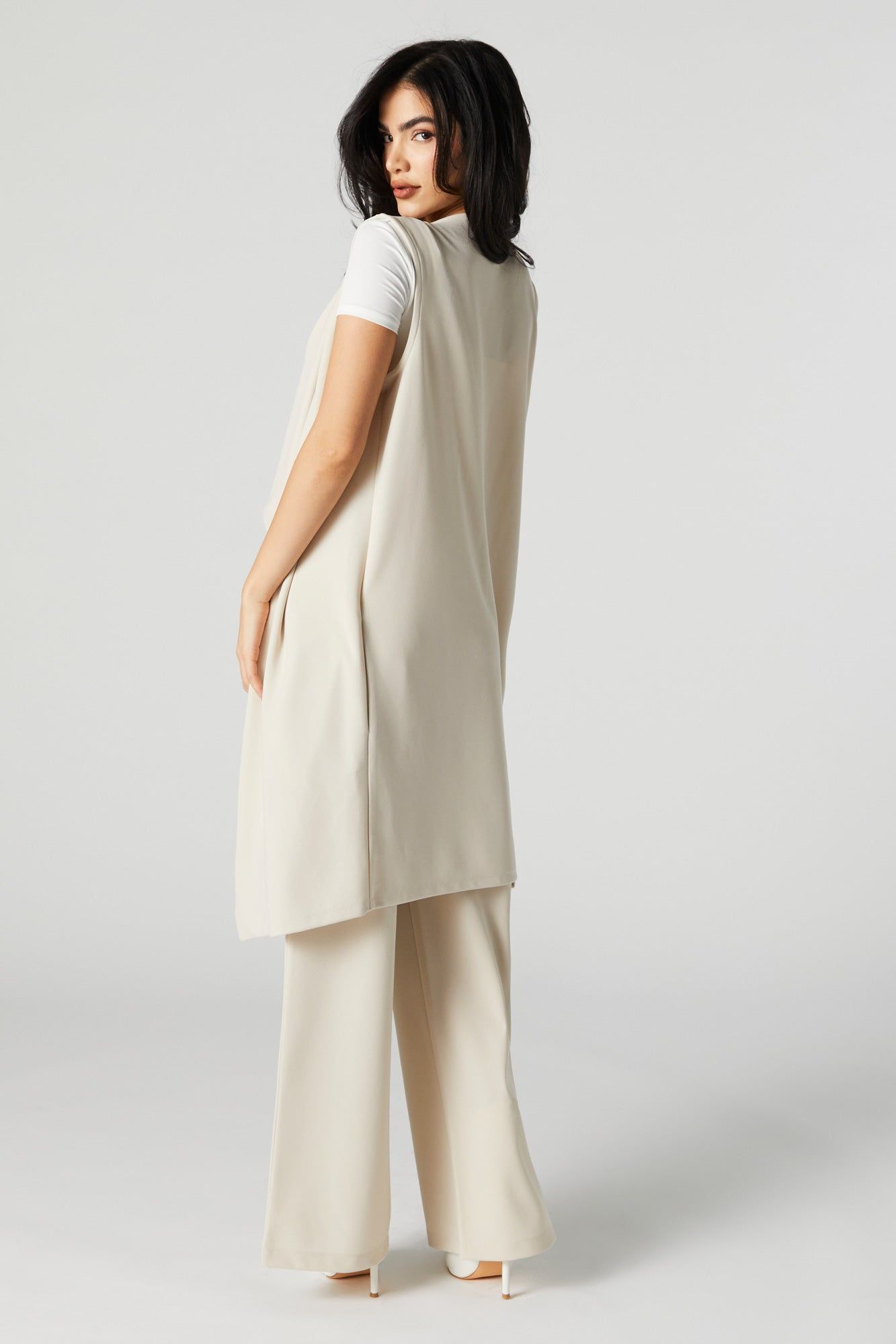 Veste asymétrique en crêpe sold by Urban Planet product image thumbnail 2