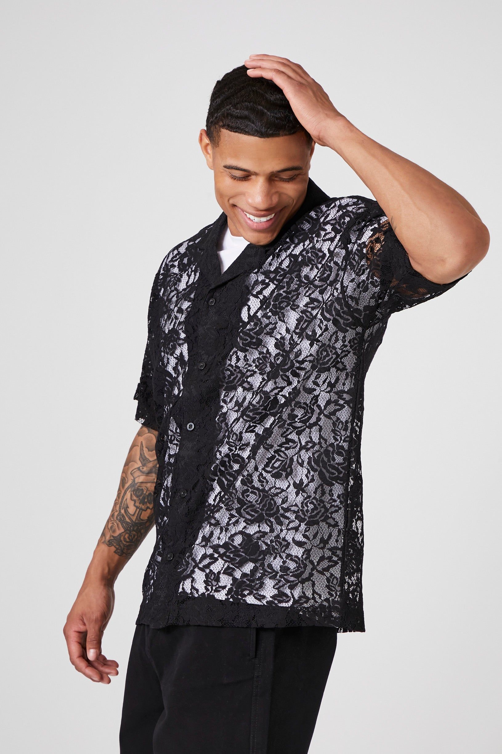 Haut boutonné diaphane fleuri sold by Urban Planet product image thumbnail 2