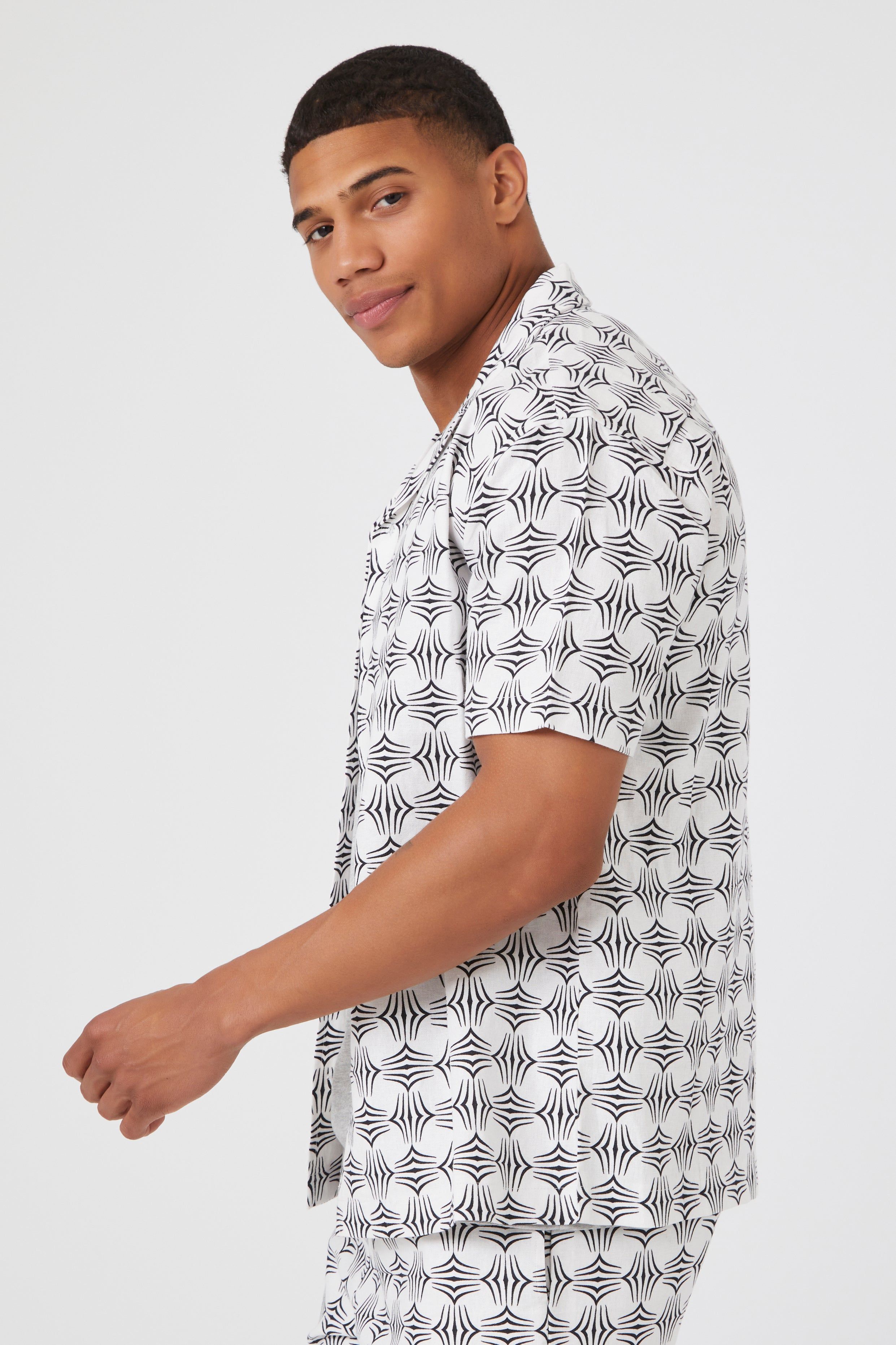 Geo Print Button-Up Top sold by Urban Planet product image thumbnail 2