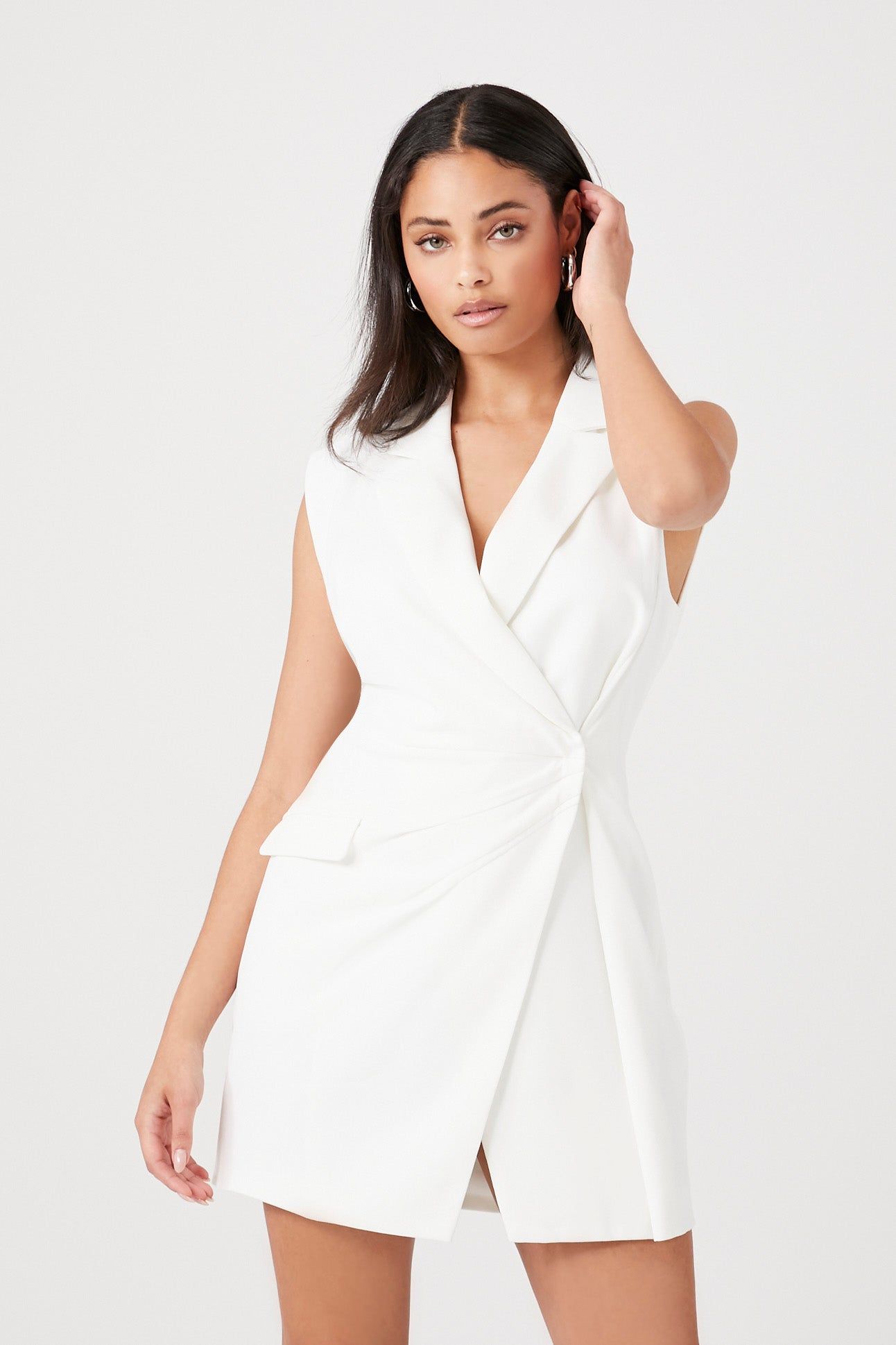 Minirobe-blazer sans manches sold by Urban Planet