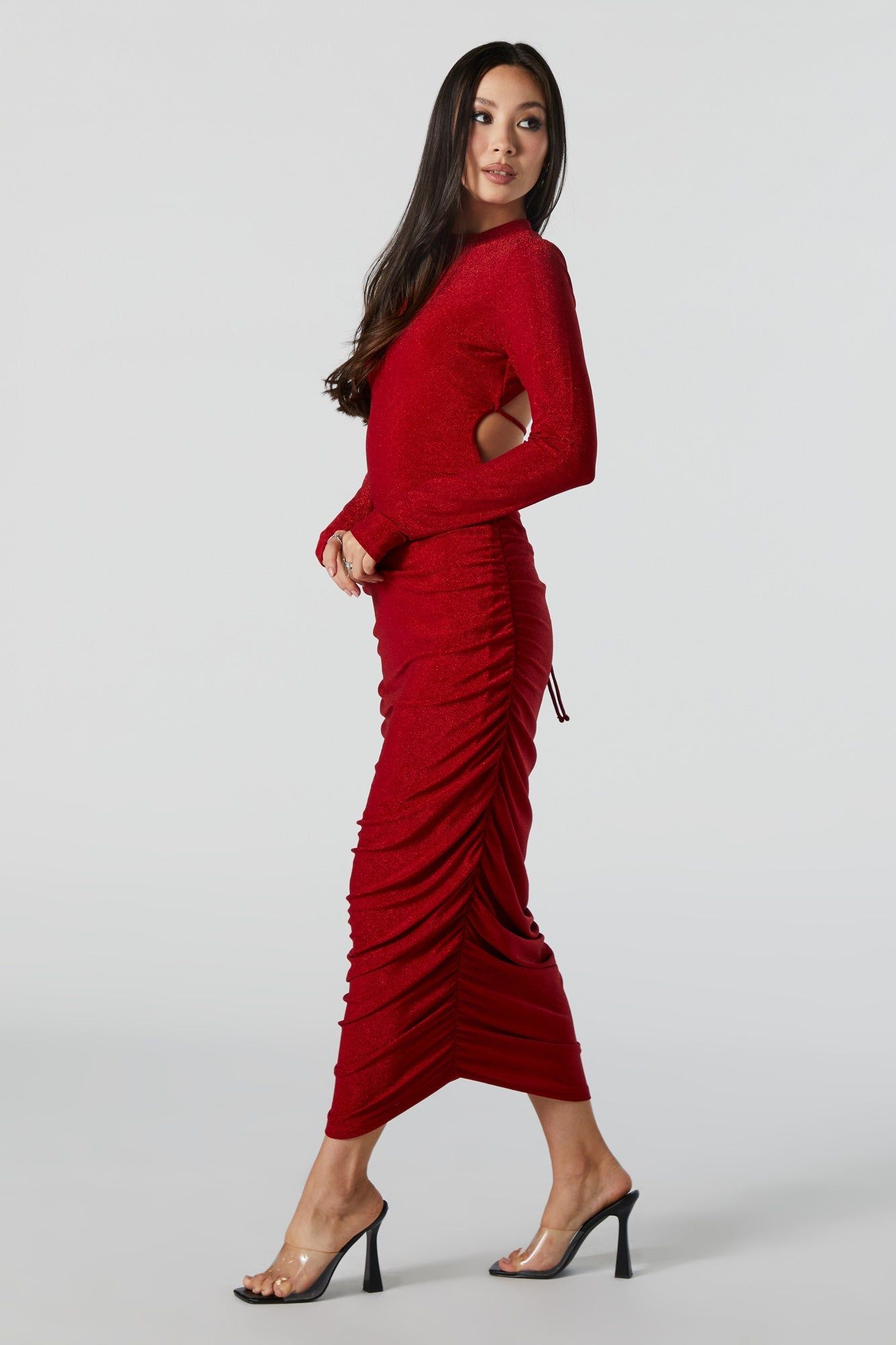 Robe midi rouge ruchée étincelante à manches longues sold by Urban Planet product image thumbnail 4
