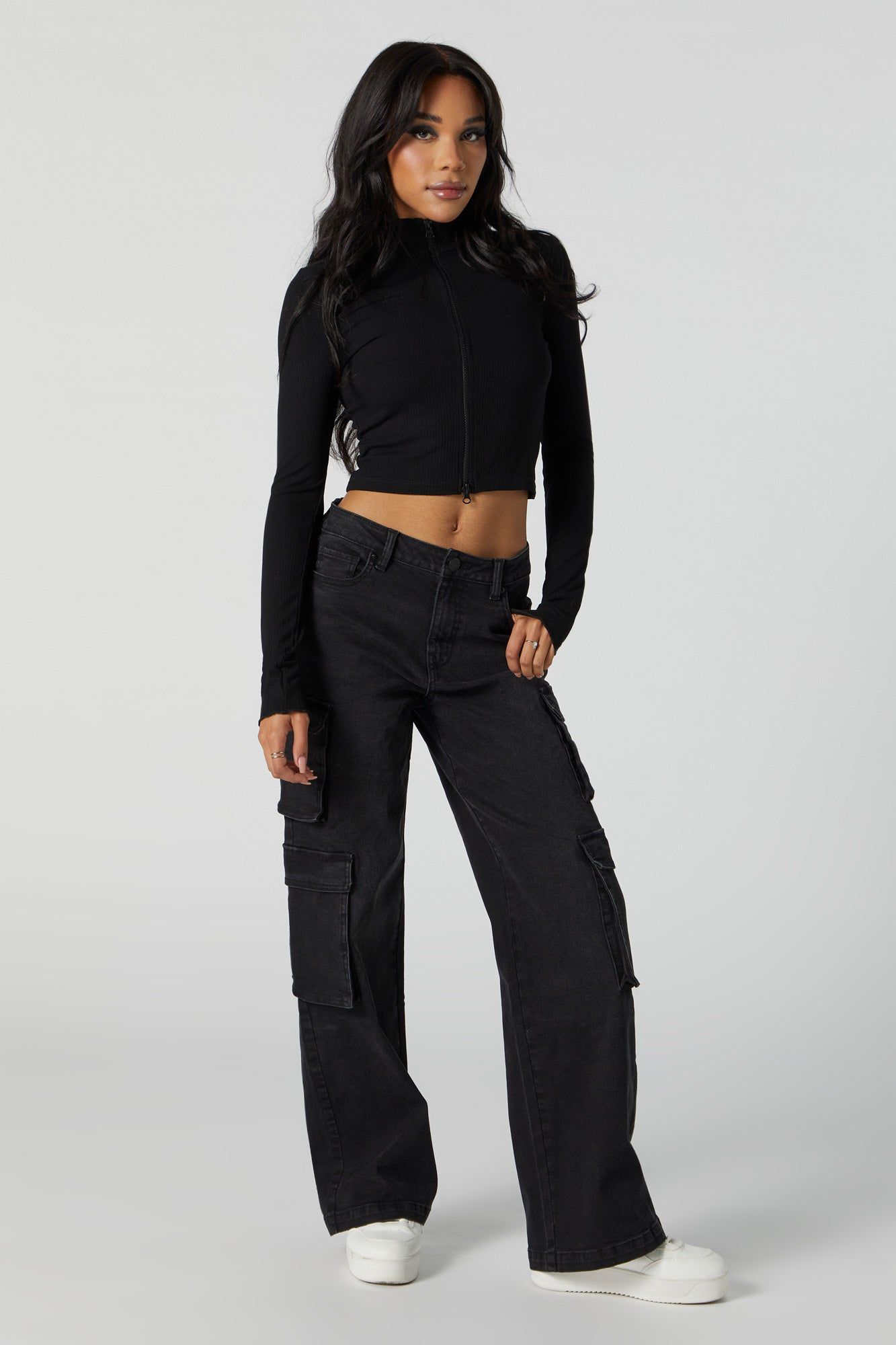 Haut côtelé à manches longues avec col cheminée et fermeture à glissière sold by Urban Planet product image thumbnail 3