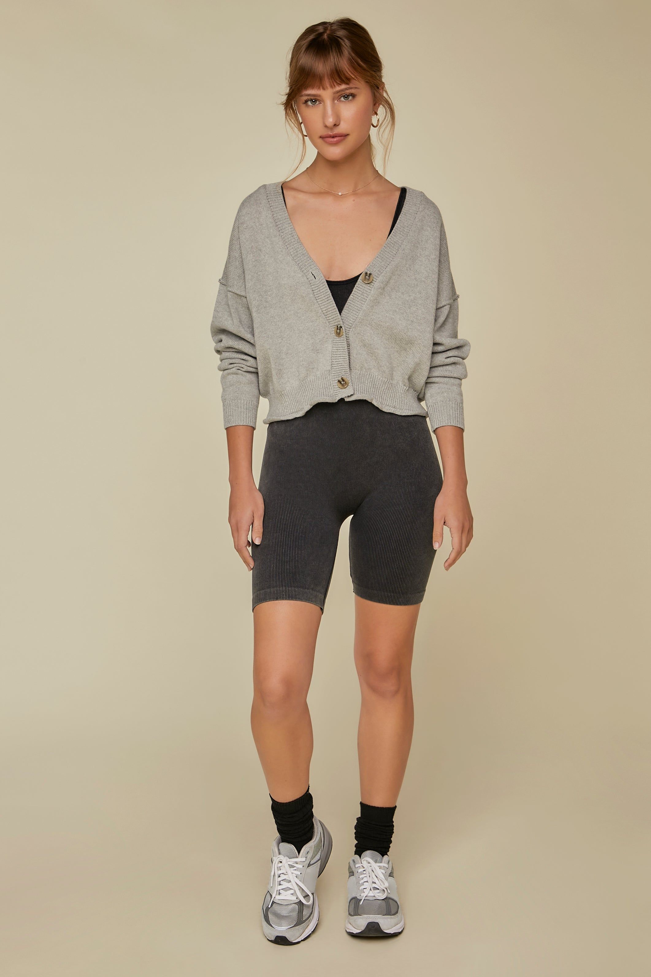 Cardigan boutonné en tricot sold by Urban Planet product image thumbnail 3