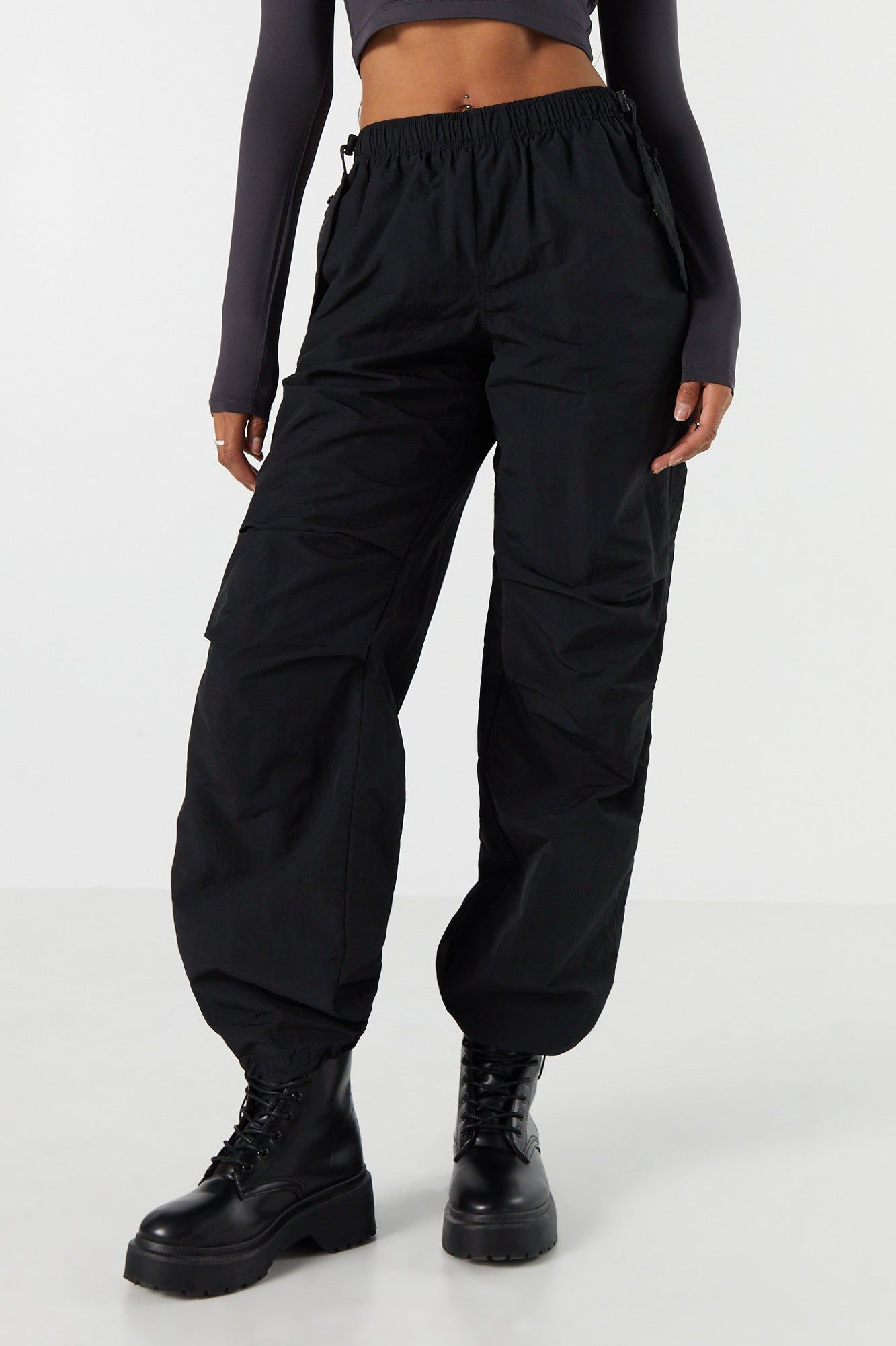 Pantalon parachute en nylon sold by Urban Planet product image thumbnail 5