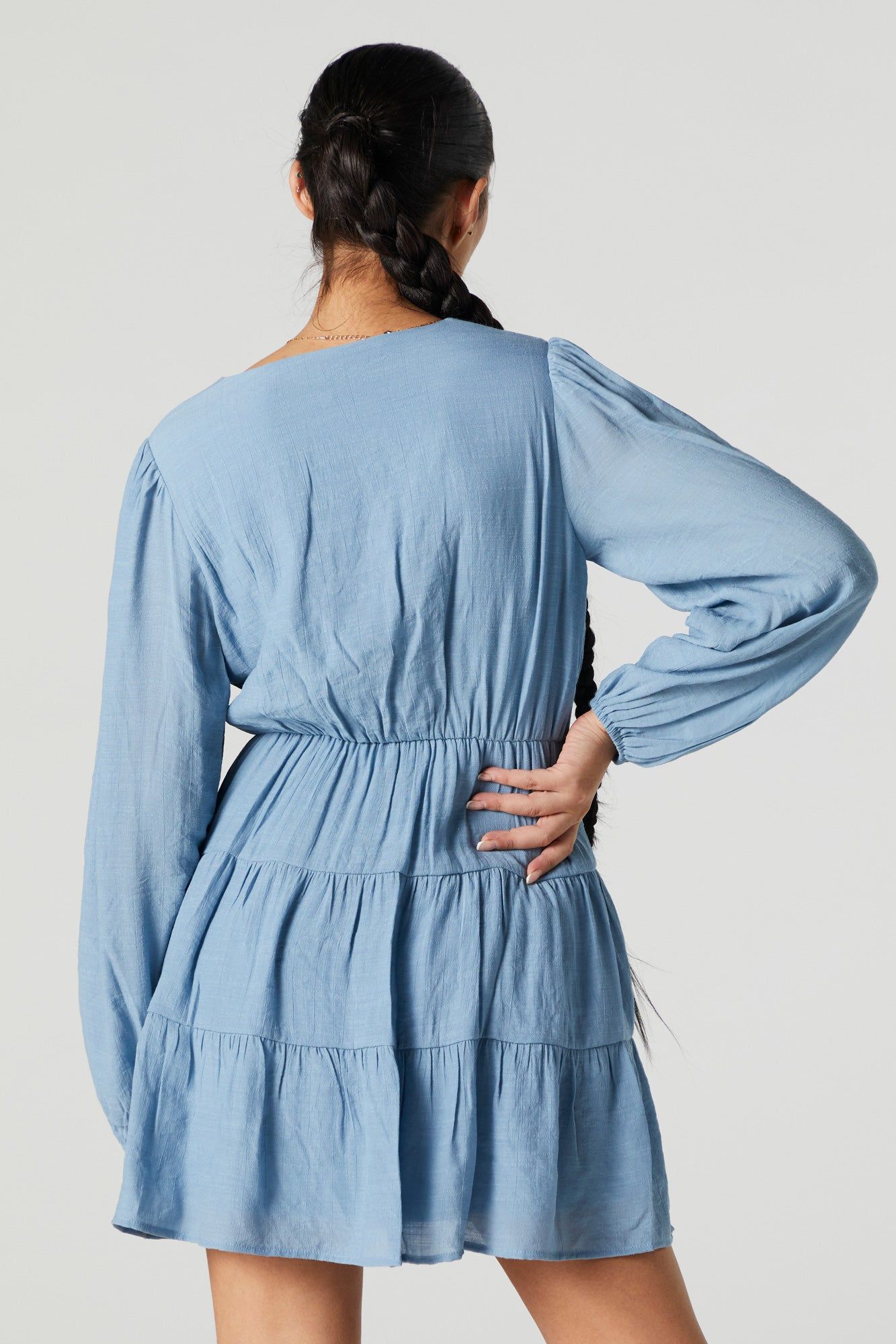 Minirobe volantée à encolure en V sold by Urban Planet product image thumbnail 2