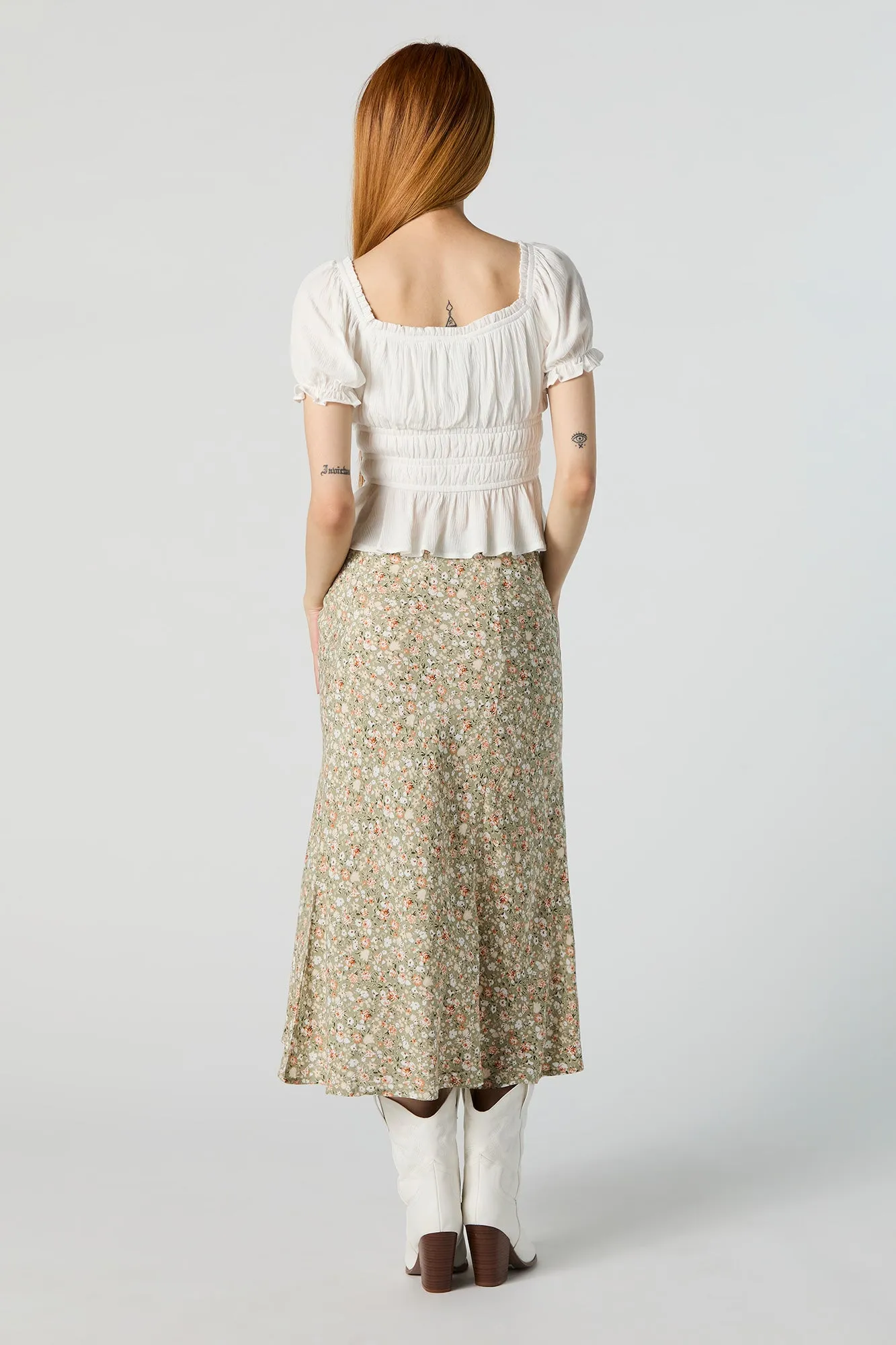 Jupe midi fleurie verte avec fente sold by Urban Planet product image thumbnail 3