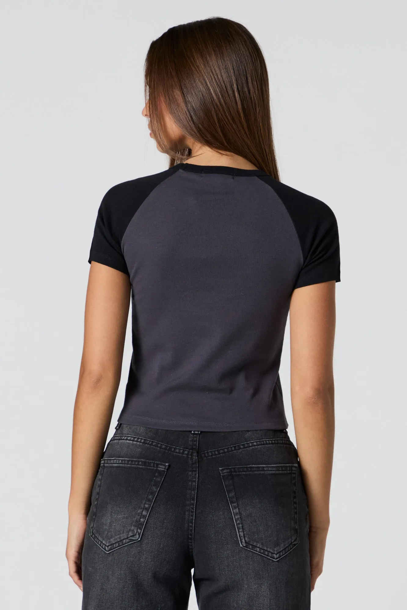 T-Shirt raglan ultracourt à imprimé sold by Urban Planet product image thumbnail 5