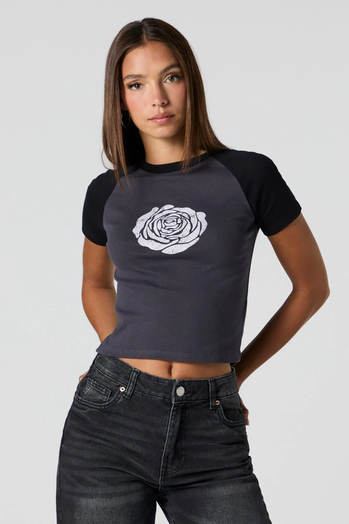 T-Shirt raglan ultracourt à imprimé sold by Urban Planet product image thumbnail 4