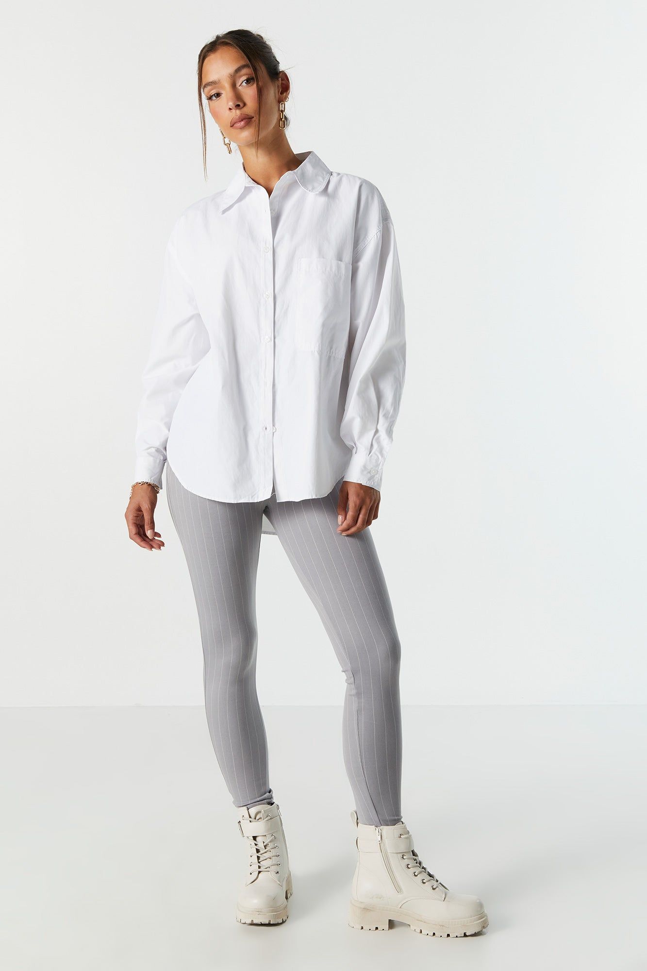 Legging à fines rayures avec poches à fermeture à glissière sold by Urban Planet