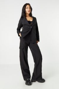 Pantalon cargo habillé sold by Urban Planet