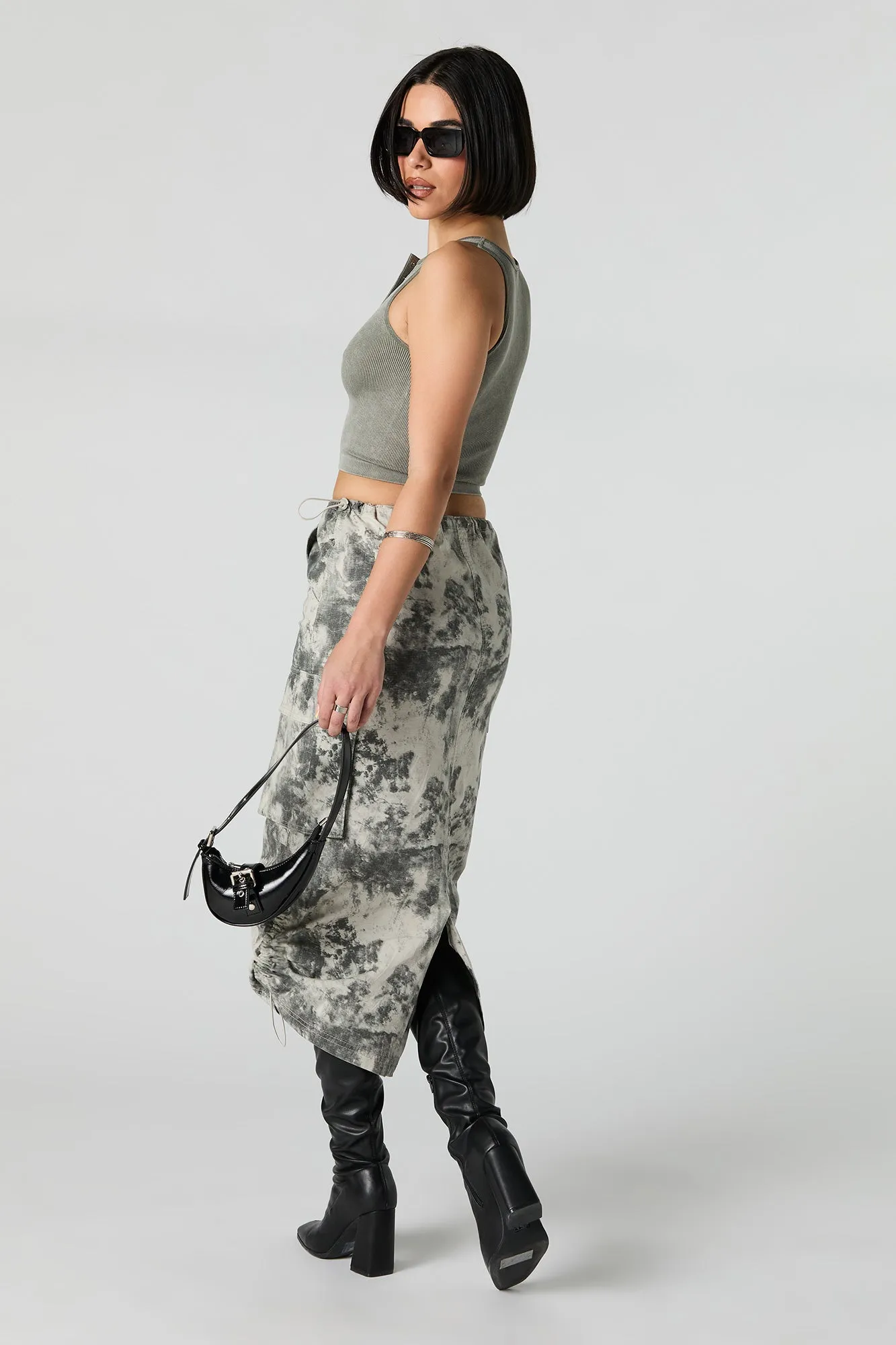 Jupe midi parachute cargo nouée-teinte sold by Urban Planet product image thumbnail 3