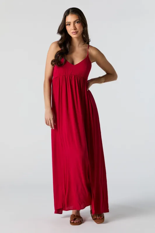 Robe maxi avec fente et encolure en V sold by Urban Planet