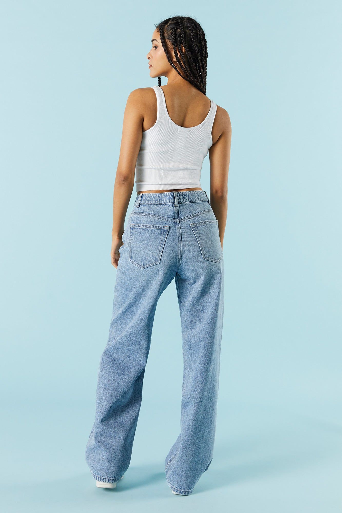 Jean ample Osaka délavé moyen à taille haute sold by Urban Planet product image thumbnail 3