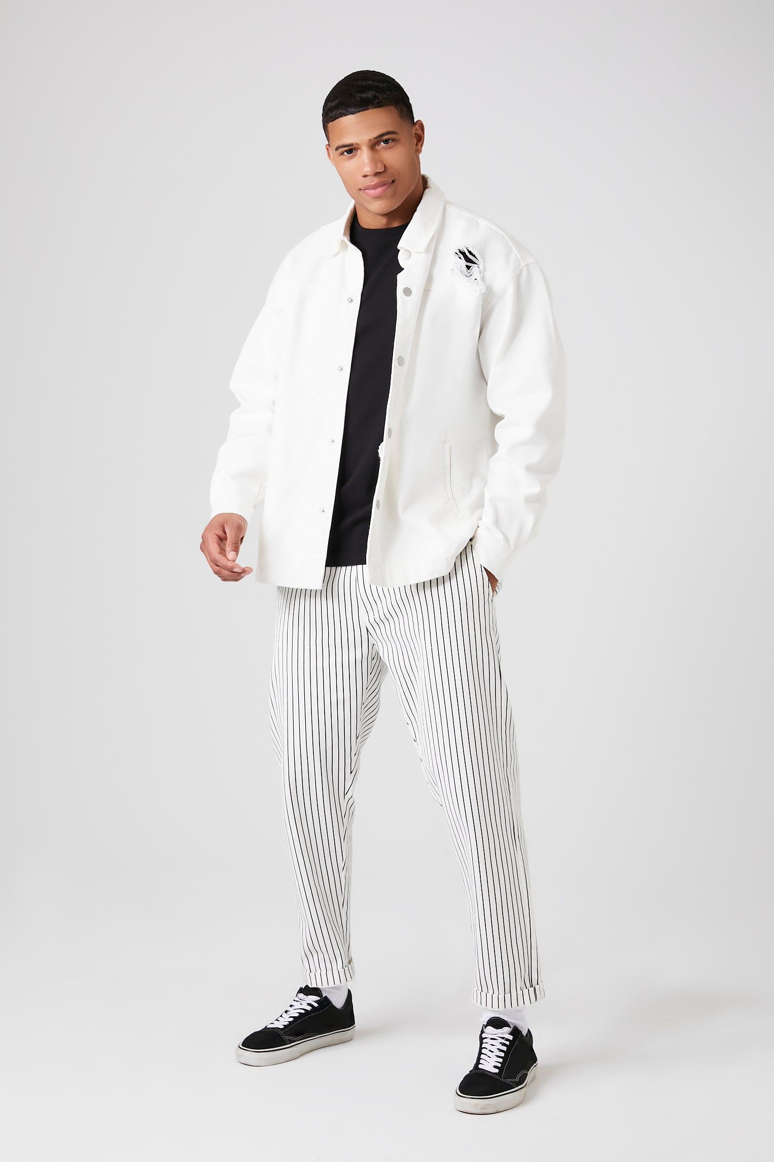 Blouson en denim d'aspect usé sold by Urban Planet product image thumbnail 4