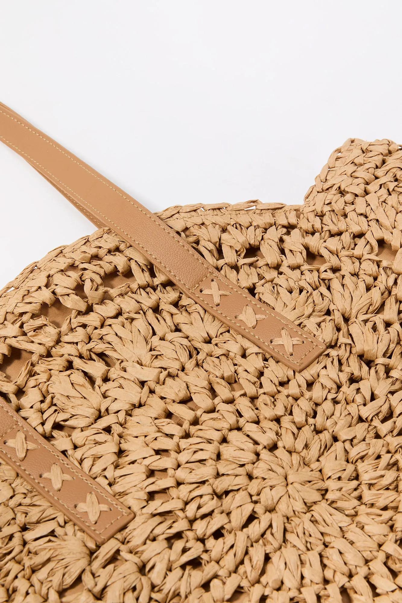 Round Raffia Bag sold by Urban Planet product image thumbnail 2