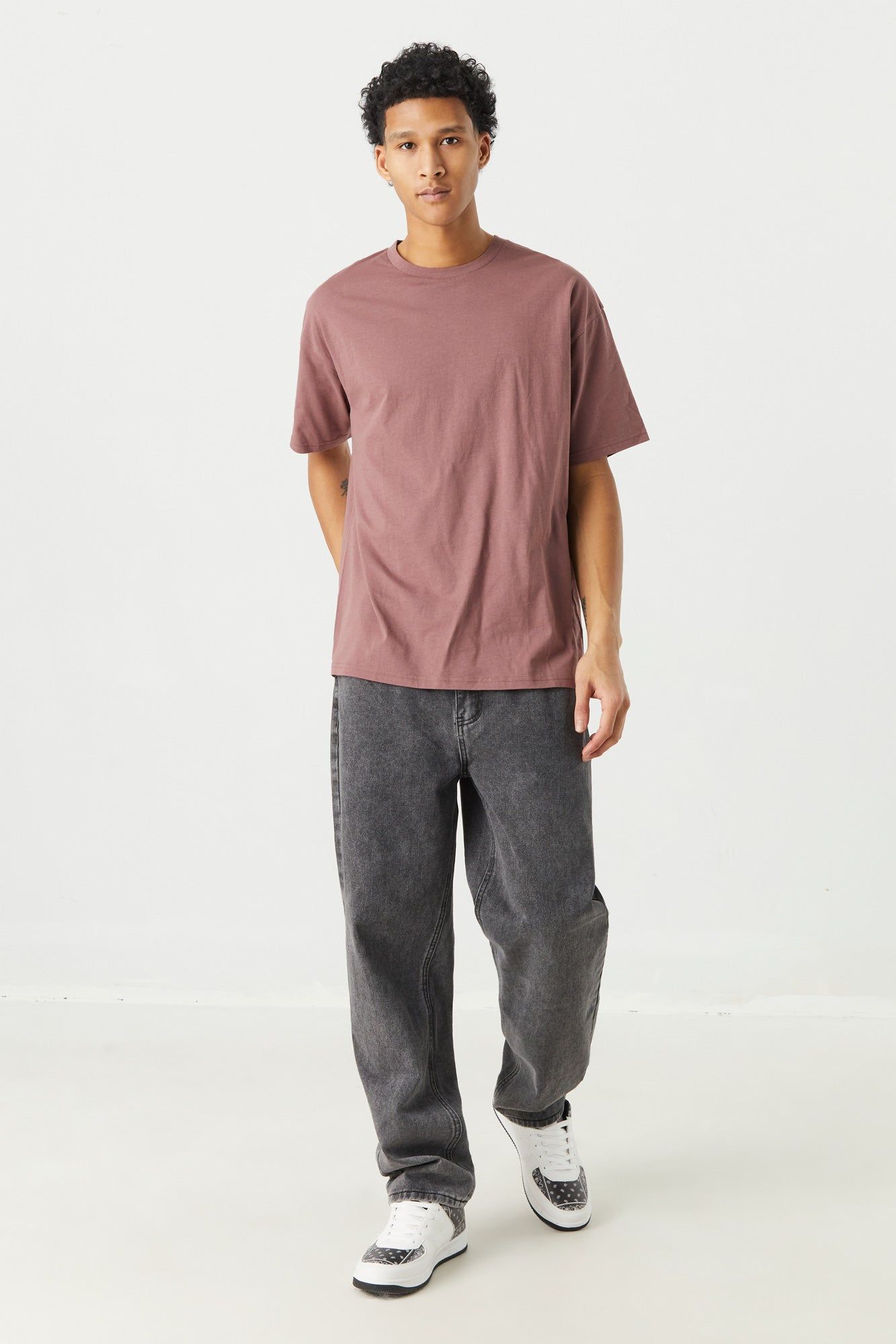 T-shirt ras du cou basique décontracté sold by Urban Planet product image thumbnail 9