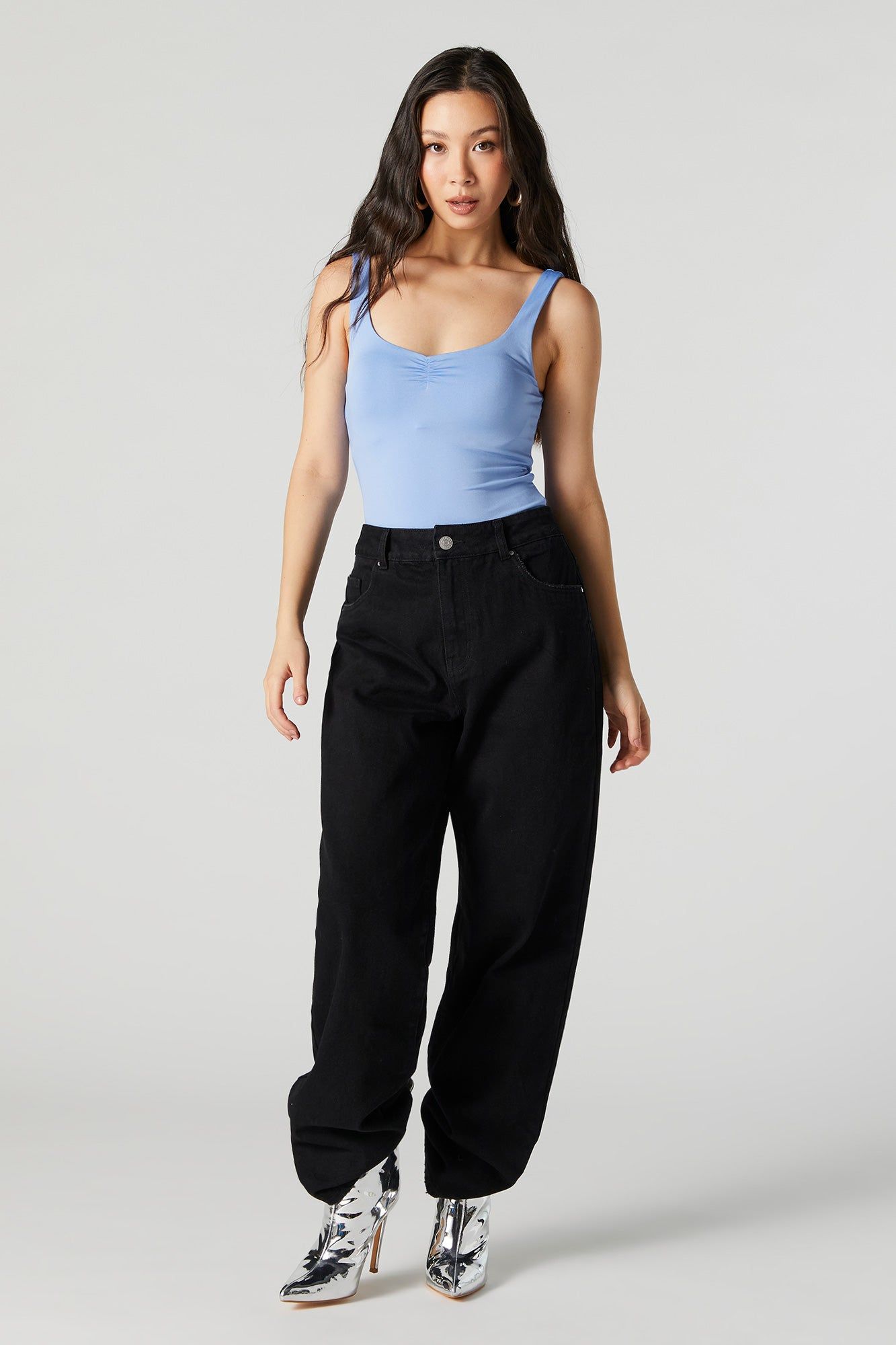 Maillot profilé sans manches à décolleté en coeur sold by Urban Planet product image thumbnail 3