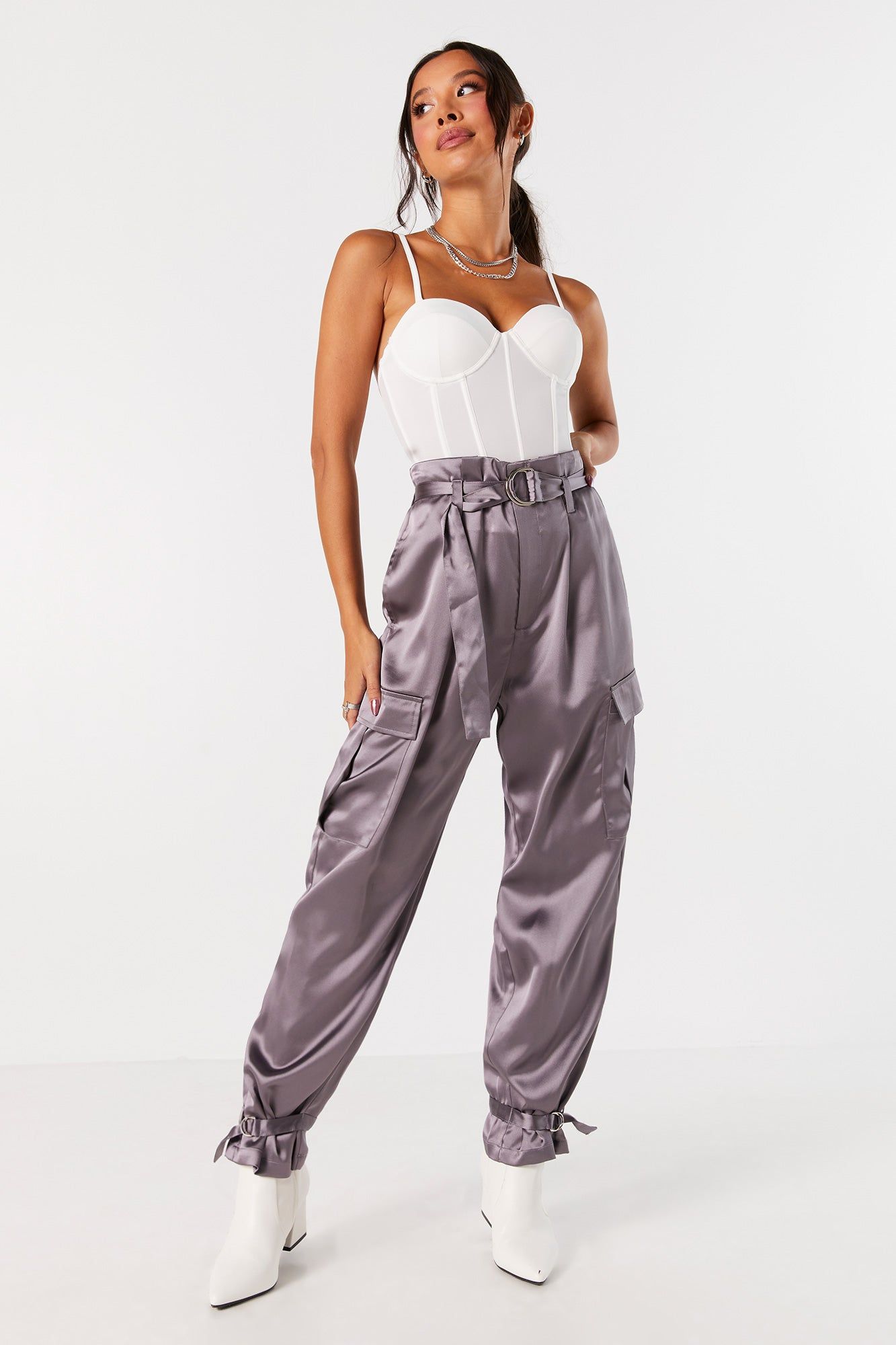 Pantalon cargo en satin avec ceinture sold by Urban Planet product image thumbnail 4