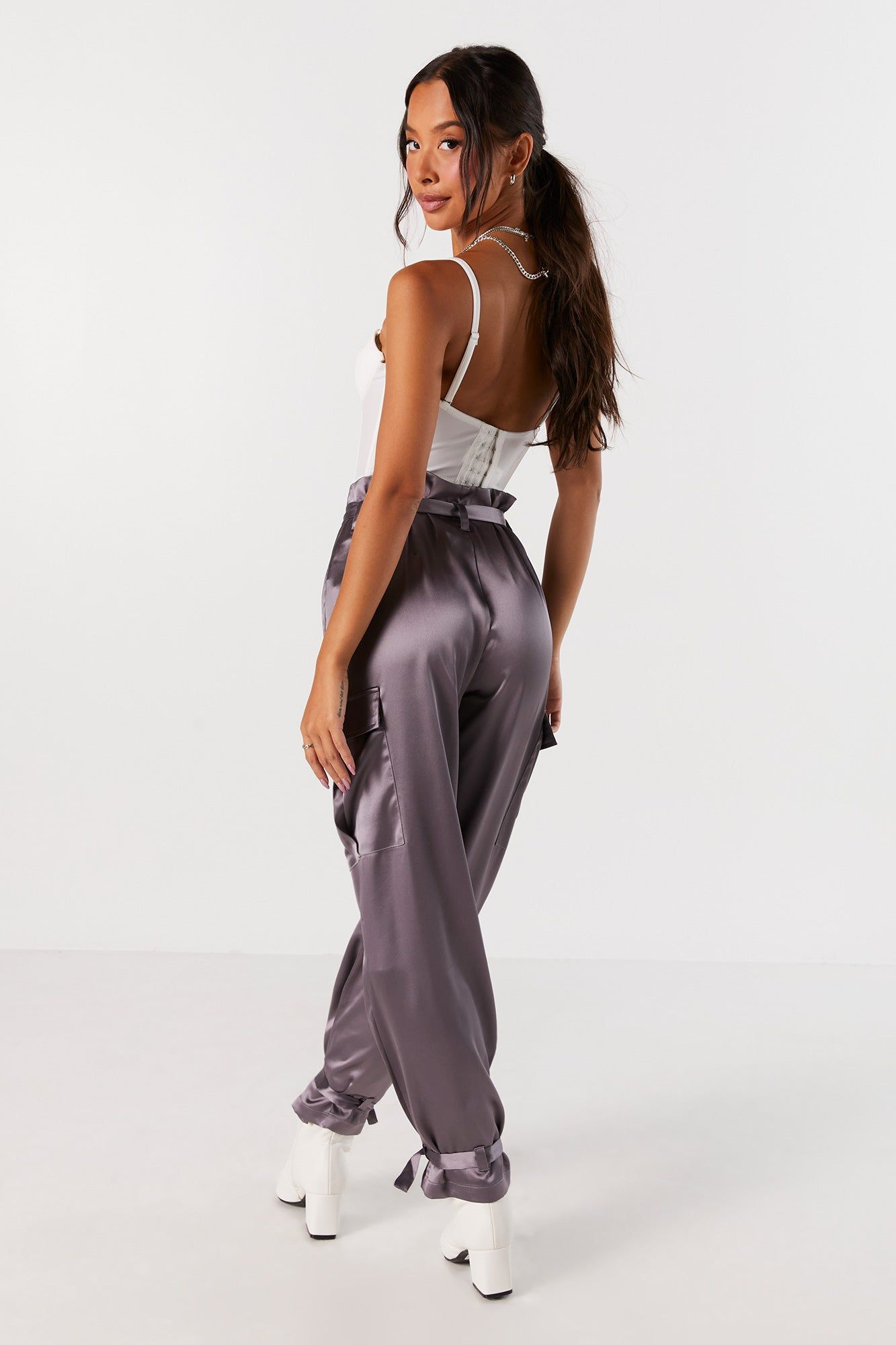 Pantalon cargo en satin avec ceinture sold by Urban Planet product image thumbnail 3