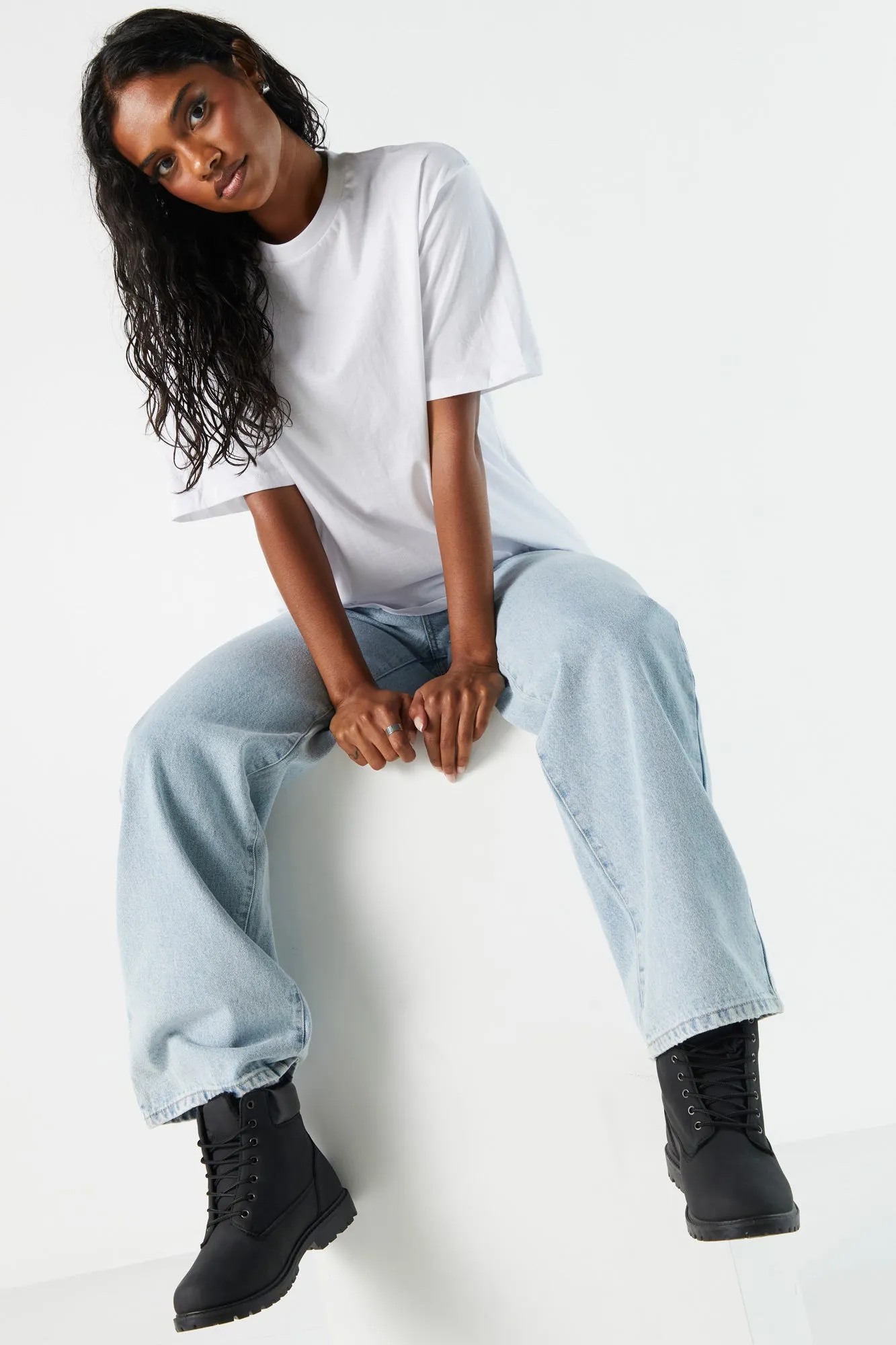 Bottes lacées avec revers sold by Urban Planet