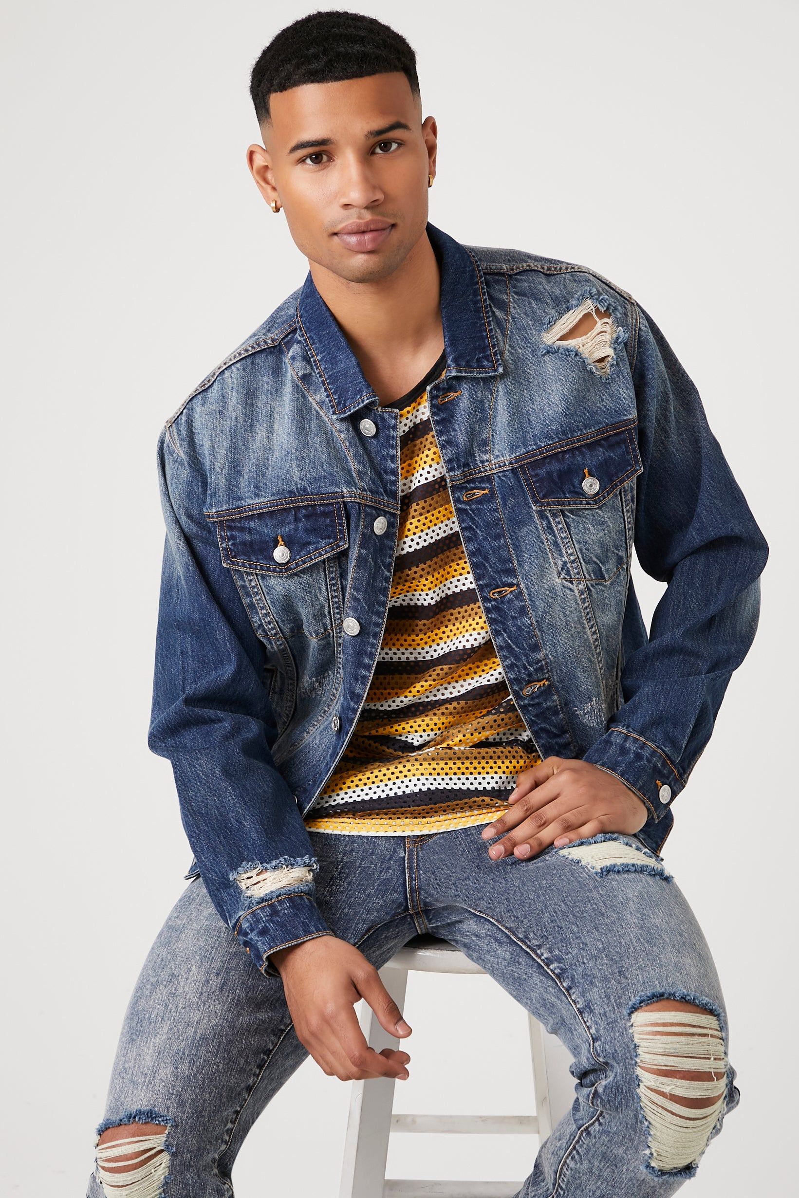 Blouson de style camionneur d'aspect usé délavé à la pierre sold by Urban Planet product image thumbnail 6