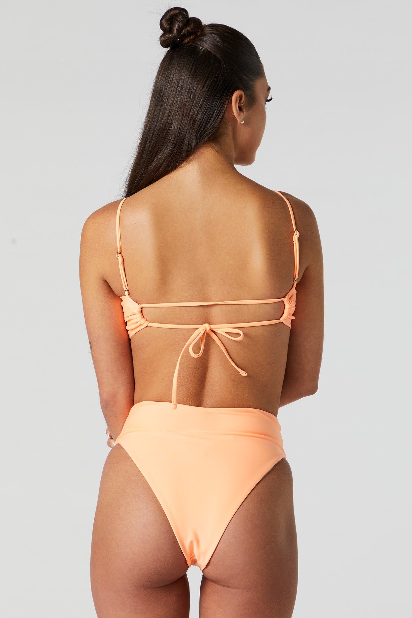 Haut de bikini torsadé orange sold by Urban Planet product image thumbnail 2