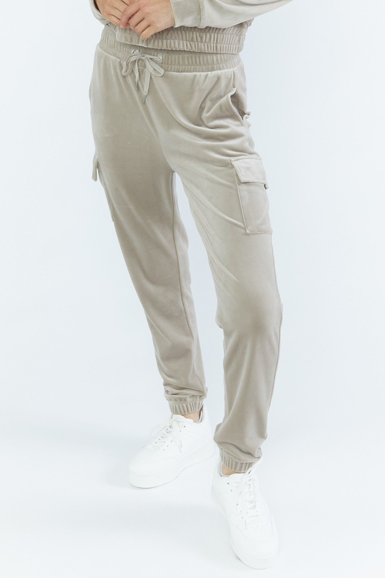 Pantalon de jogging cargo en velours sold by Urban Planet product image thumbnail 3