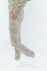 Pantalon de jogging cargo en velours sold by Urban Planet