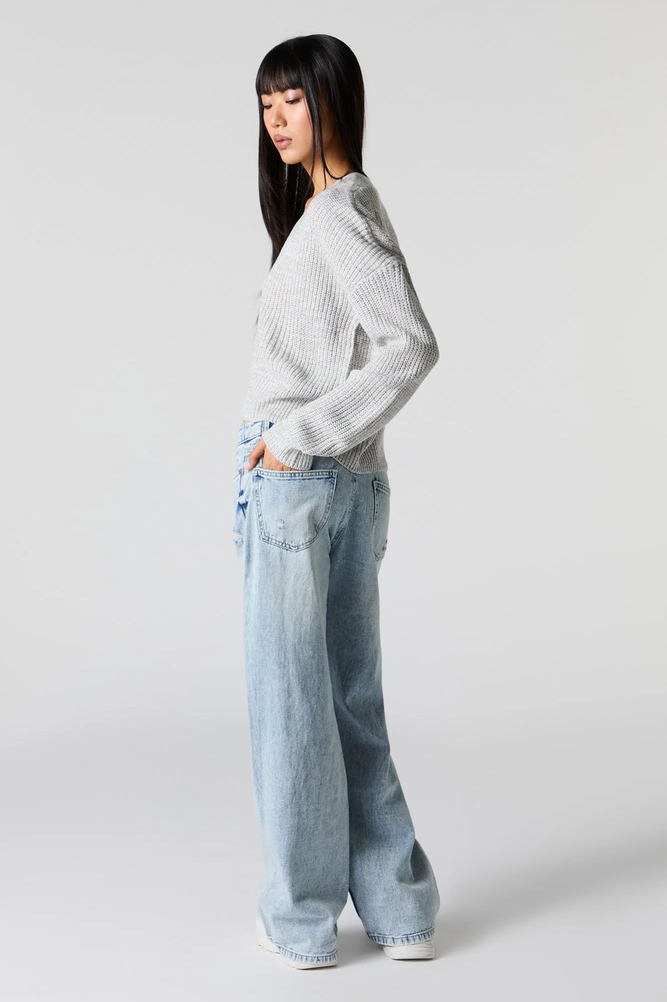 Jean de planchiste d'aspect usé délavé moyen à taille basse sold by Urban Planet product image thumbnail 3