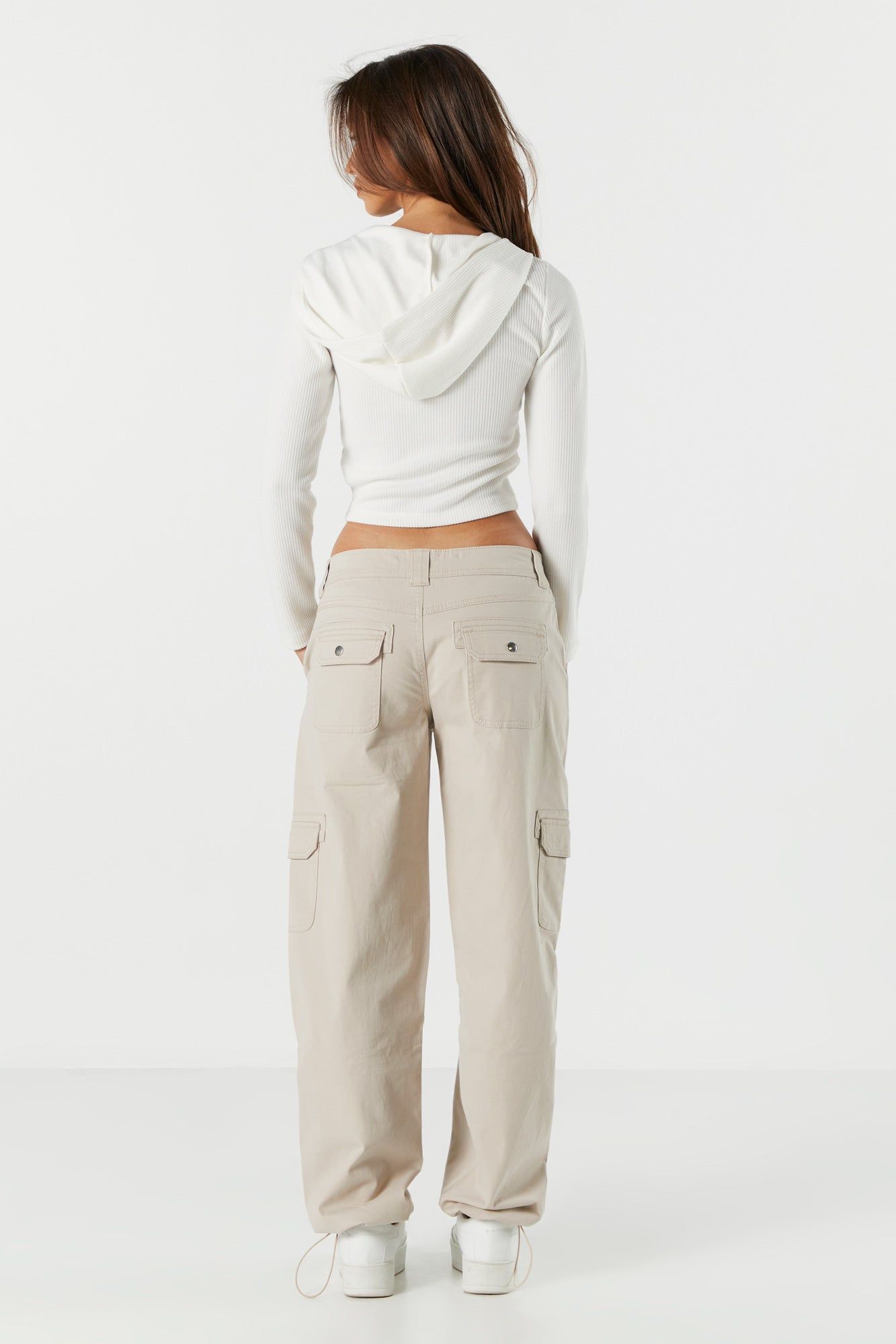 Pantalon cargo parachute à taille basse sold by Urban Planet product image thumbnail 6