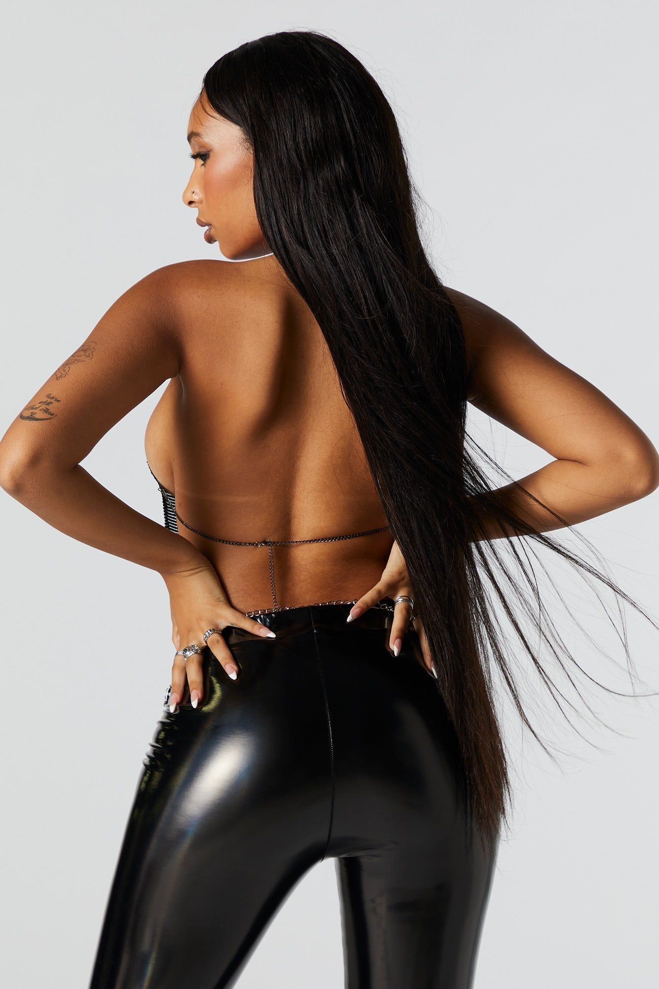 Haut court métallisé noir avec col châle et pierres du Rhin sold by Urban Planet product image thumbnail 3