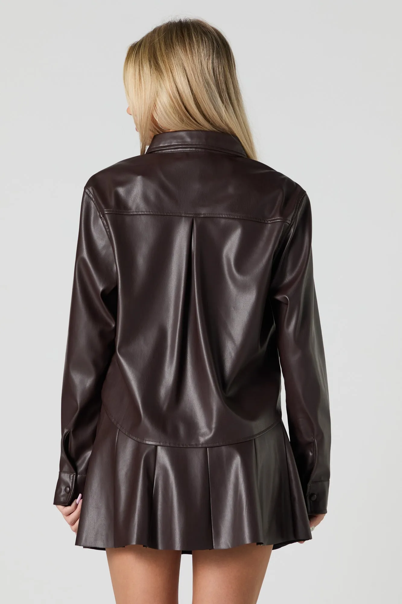 Minijupe plissée en similicuir sold by Urban Planet product image thumbnail 5