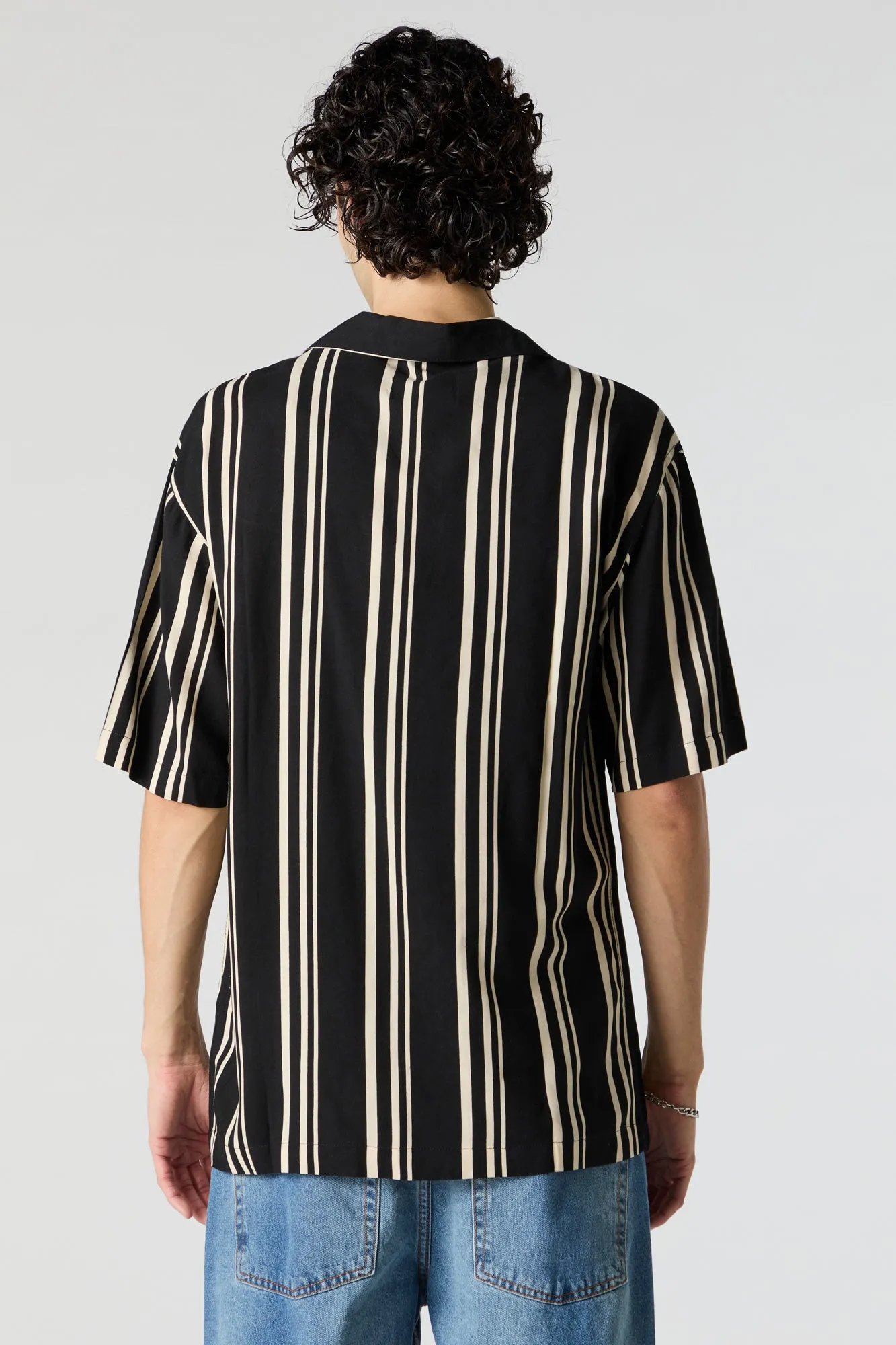 Haut boutonné rayé noir sold by Urban Planet product image thumbnail 2