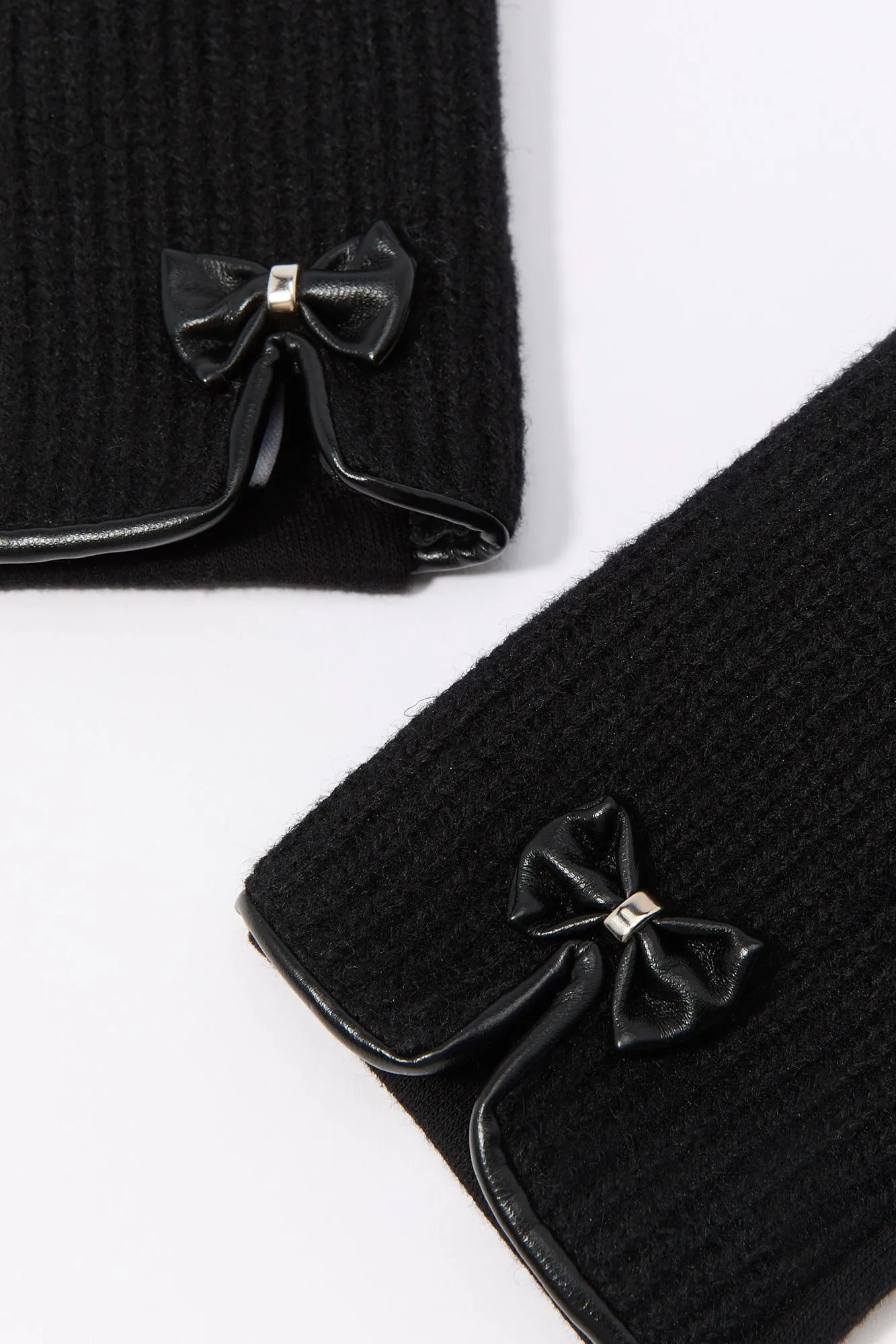 Bow Ribbed Knit Touch Screen Gloves sold by Urban Planet product image thumbnail 2