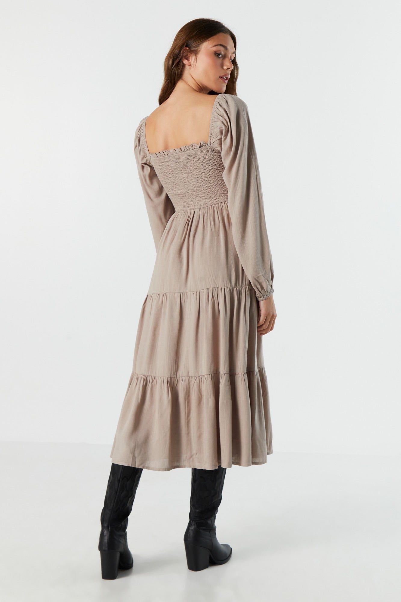 Robe midi smockée à manches longues sold by Urban Planet product image thumbnail 4