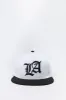 Casquette réglable avec motif brodé LA sold by Urban Planet