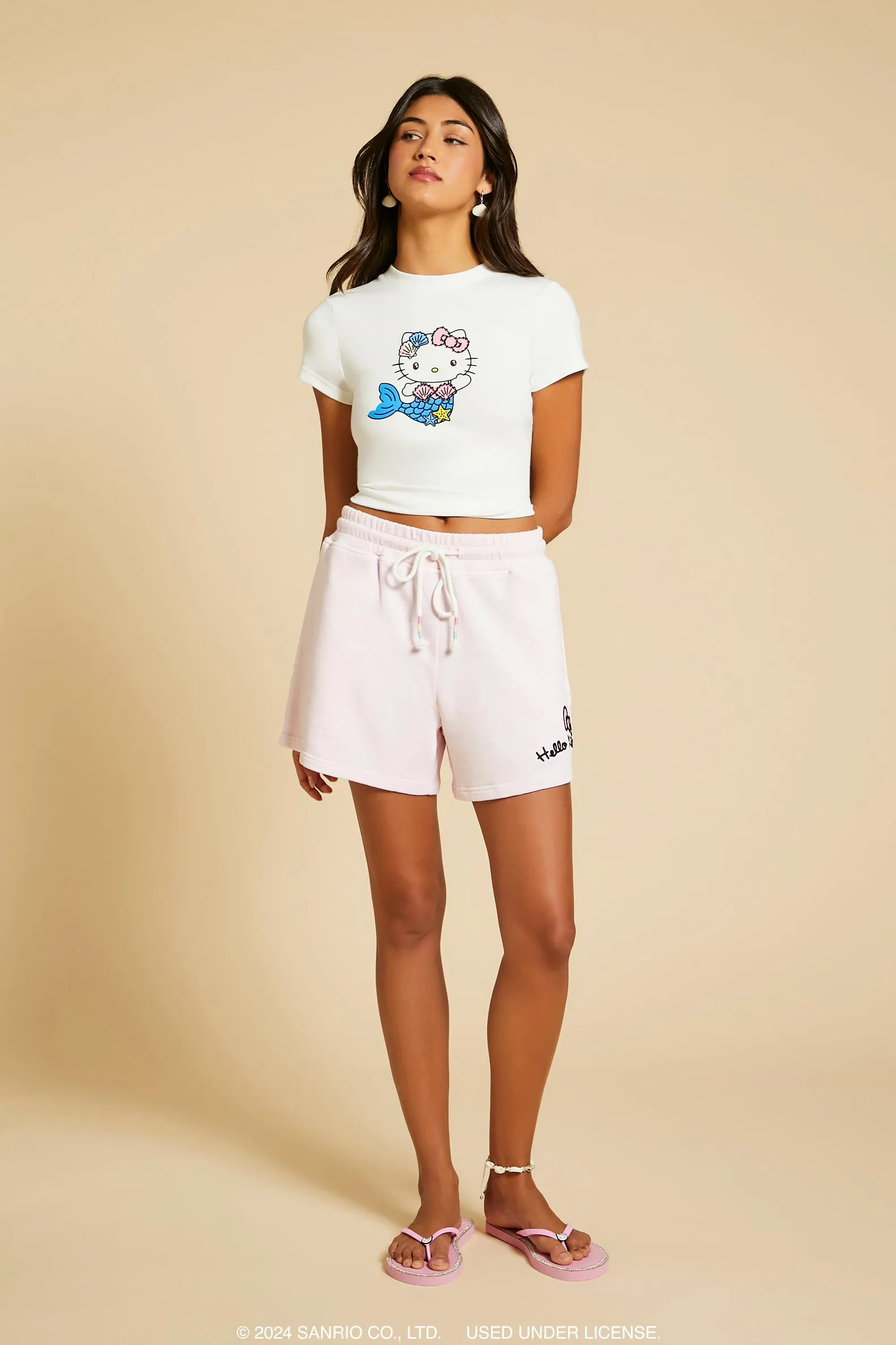 T-shirt ultracourt à imprimé Hello Kitty sirène sold by Urban Planet product image thumbnail 3