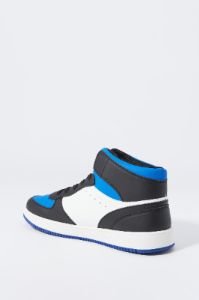 Espadrilles montantes avec blocs de couleurs sold by Urban Planet