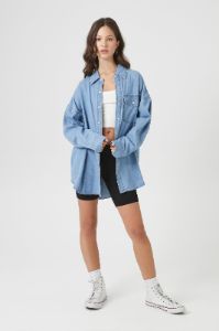 Haut en denim boutonné surdimensionné sold by Urban Planet